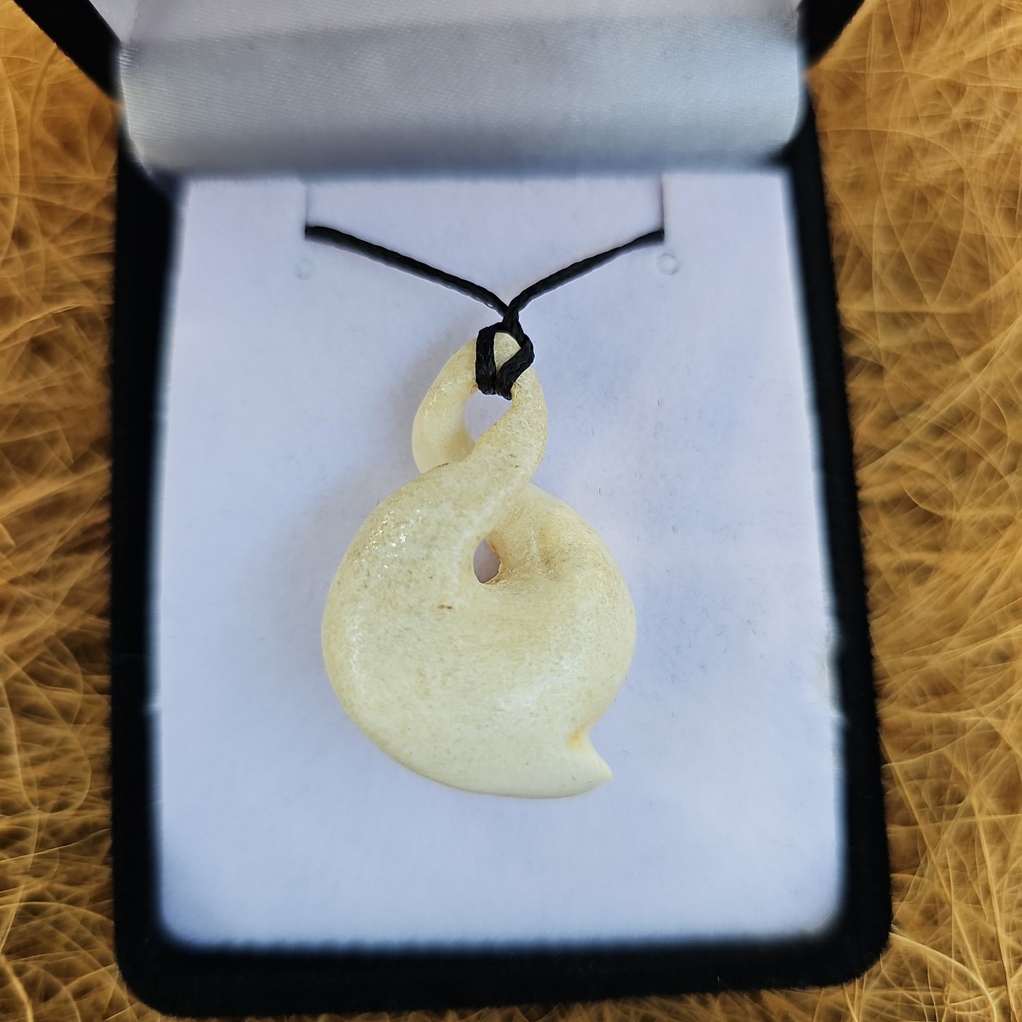 Whale bone - twist - Rivendell Shop