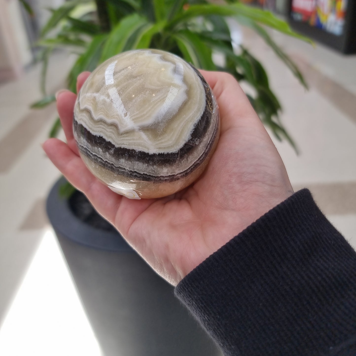 Zebra calcite sphere - Rivendell Shop