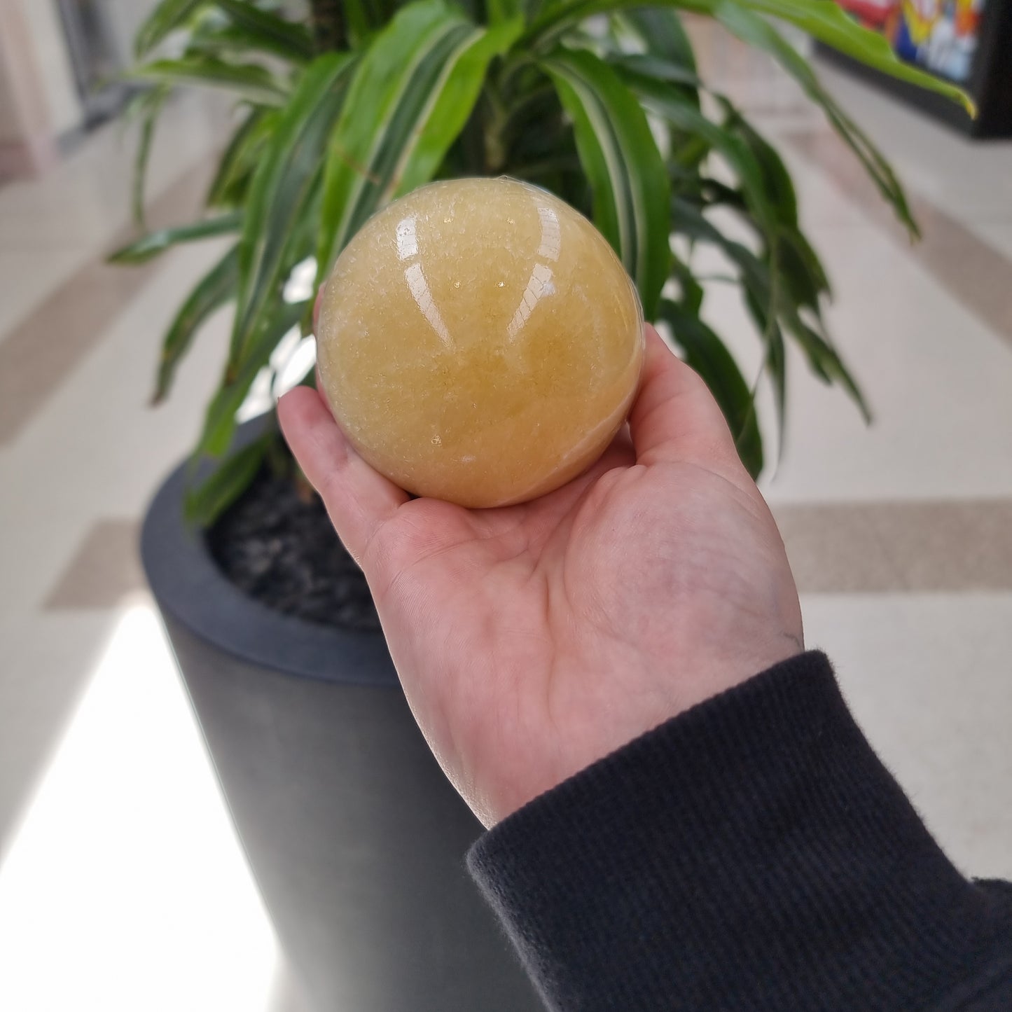 Zebra calcite sphere - Rivendell Shop