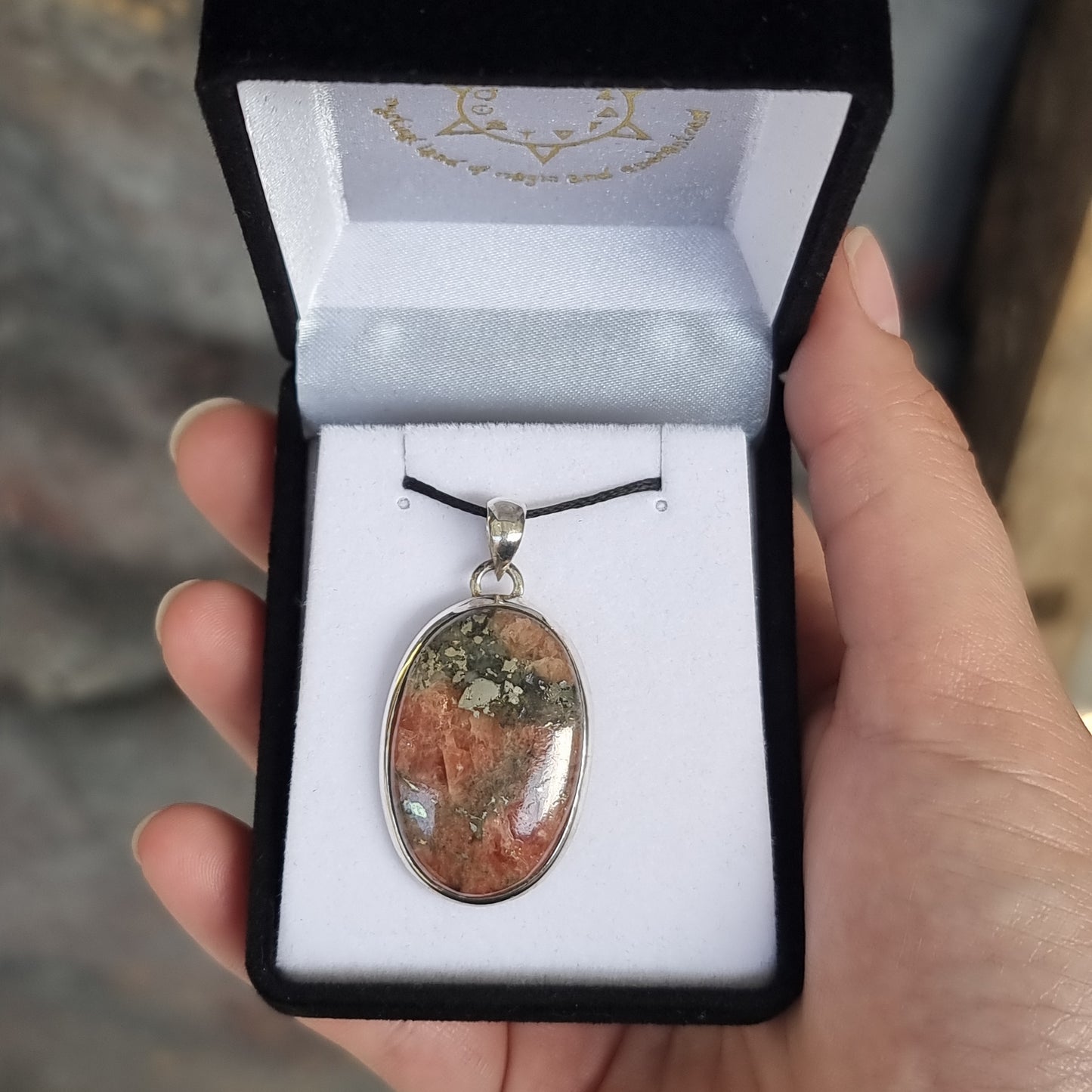 Rhodonite pendant - Rivendell Shop