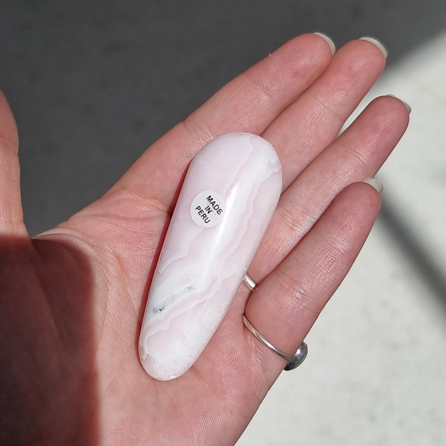 Mangano calcite wand - Rivendell Shop