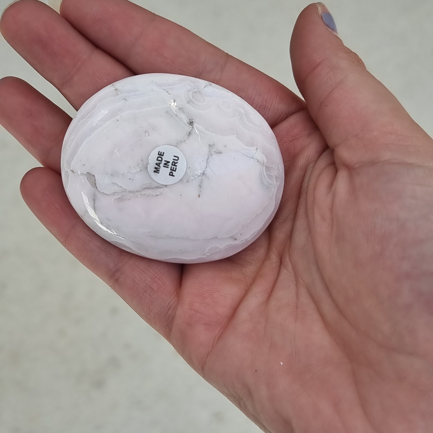 Mangano calcite palmstone - Rivendell Shop