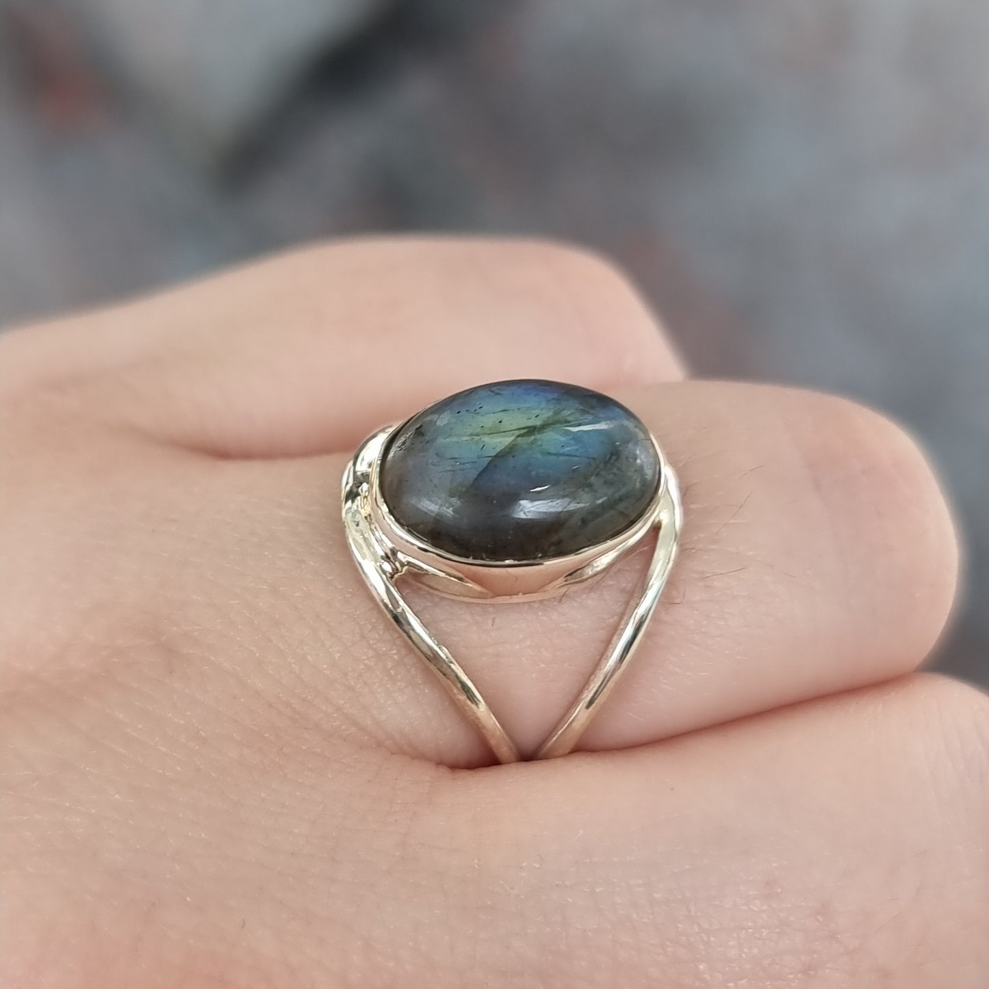 Labradorite ring - Rivendell Shop