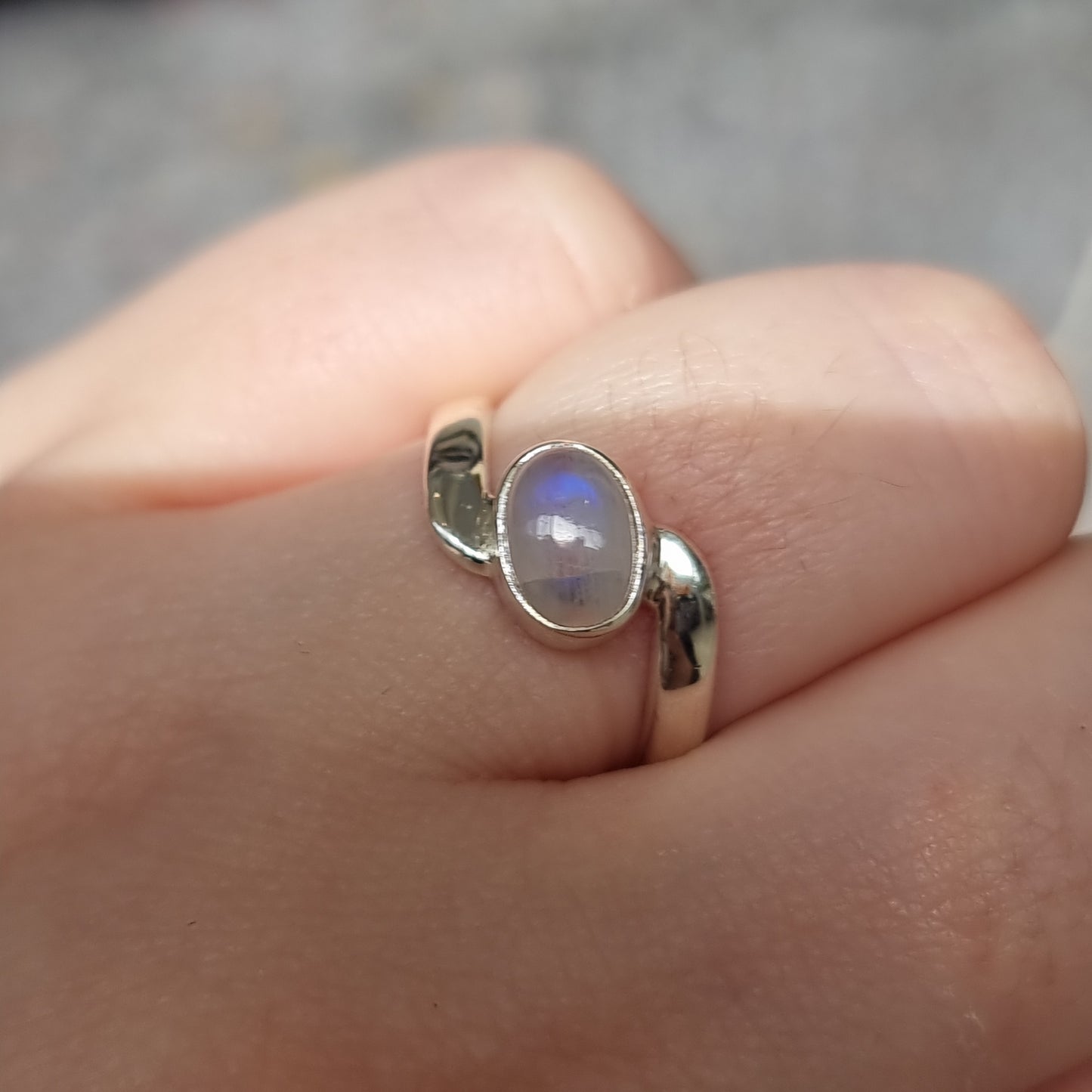 Moonstone ring - Rivendell Shop