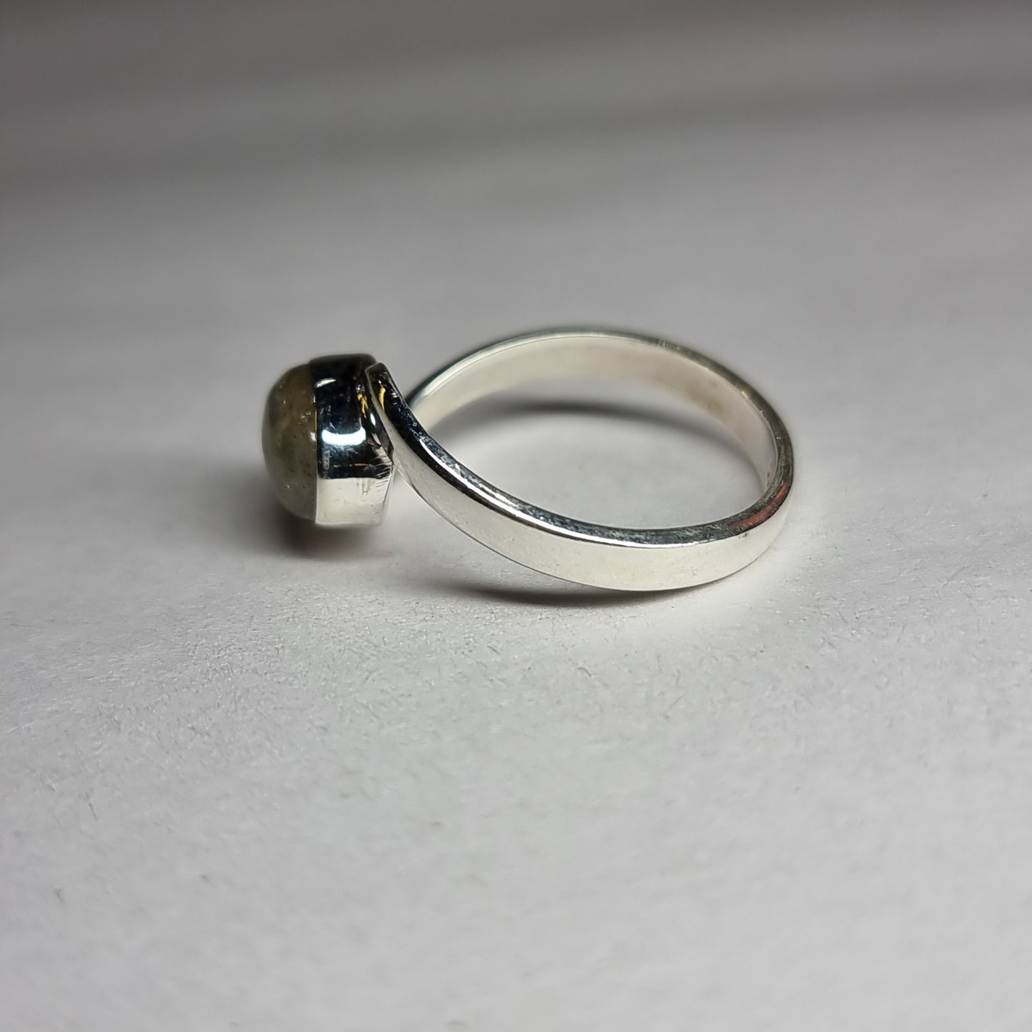 Labradorite ring - Rivendell Shop