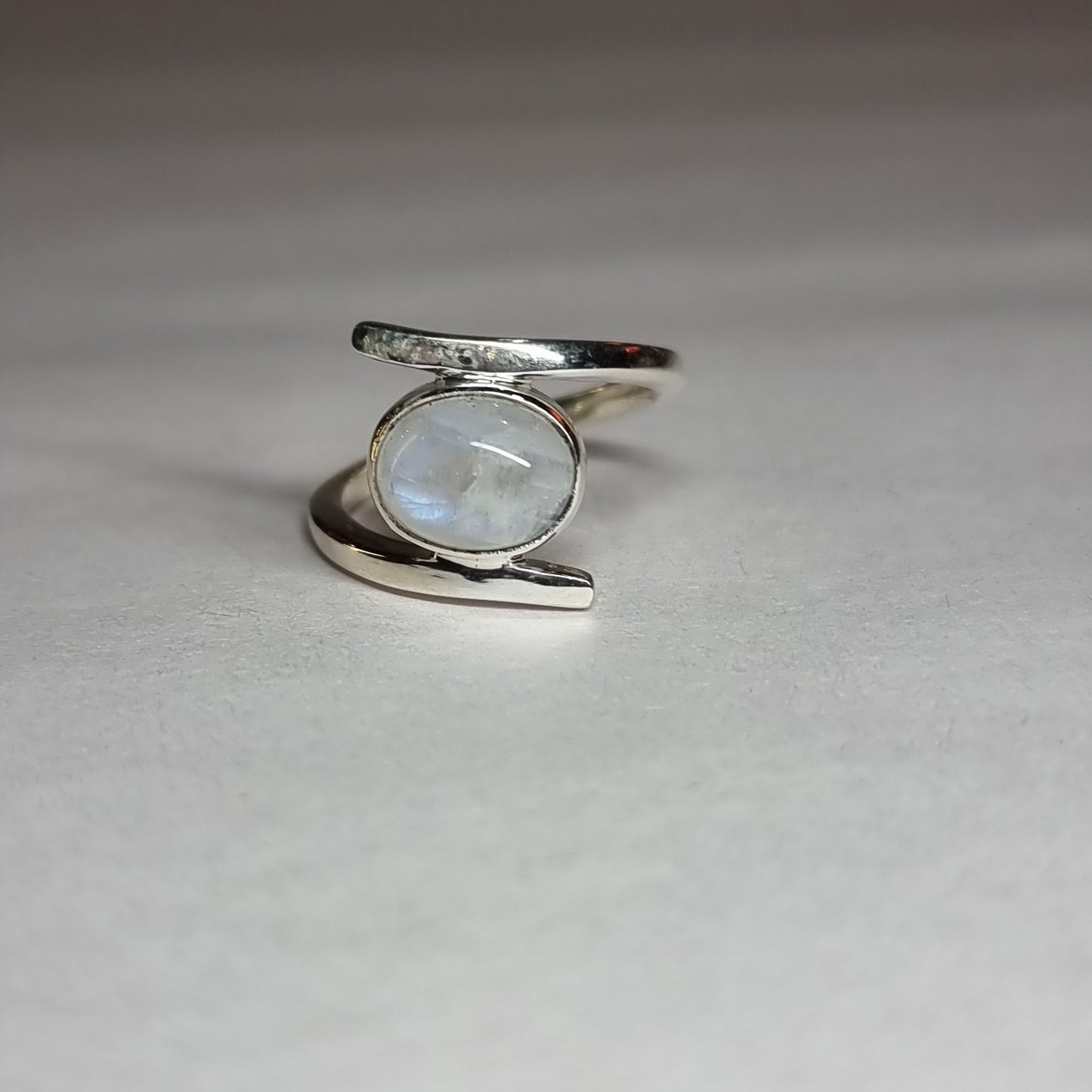 Moonstone ring - Rivendell Shop