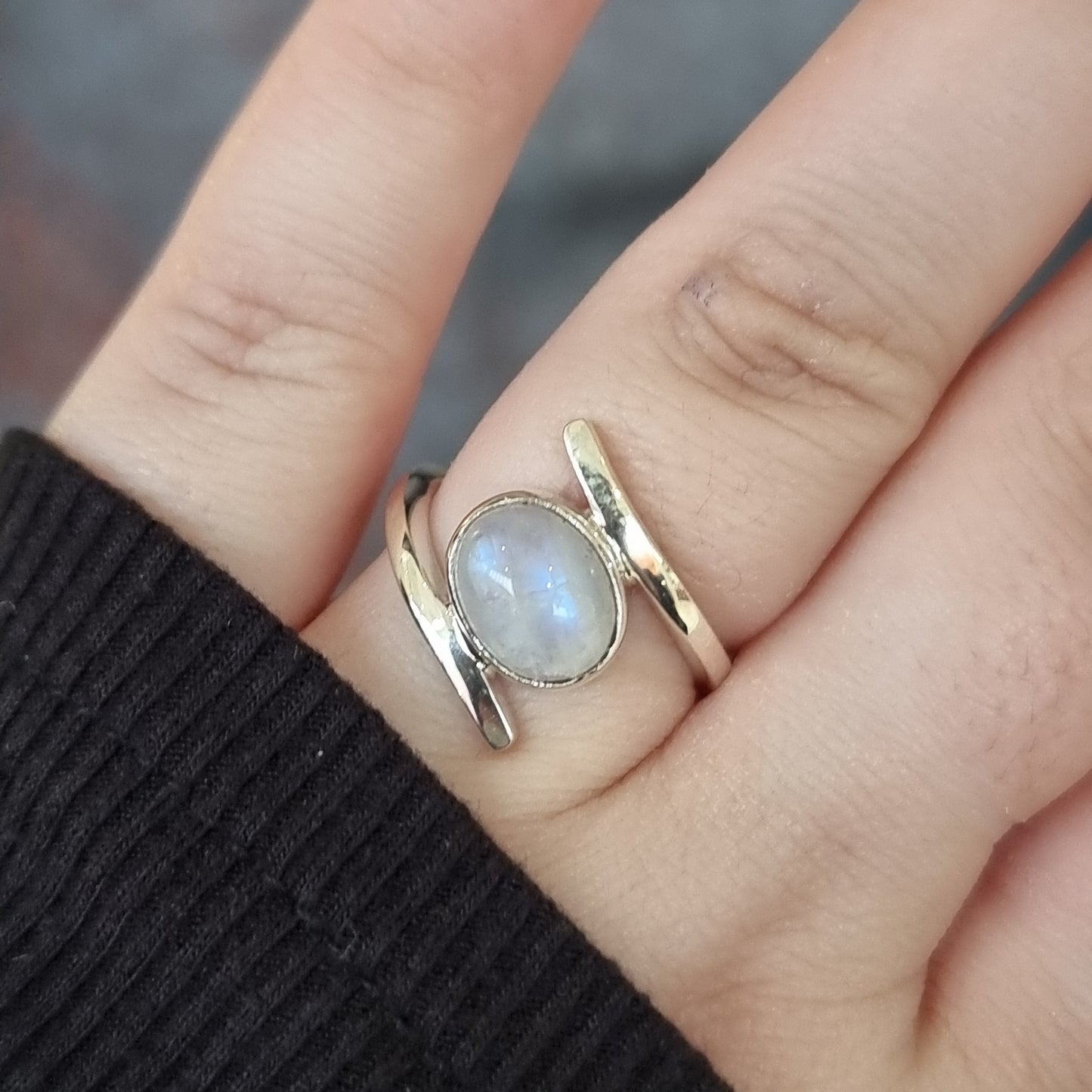 Moonstone ring - Rivendell Shop