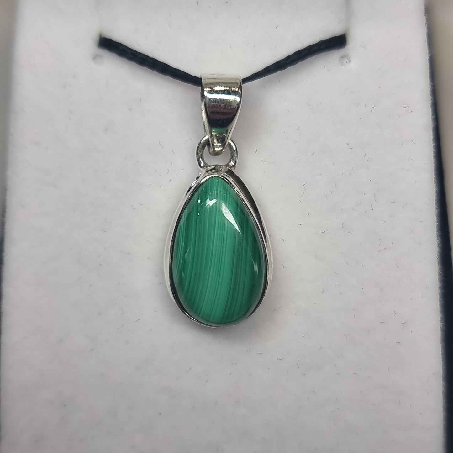 Malachite pendant - Rivendell Shop
