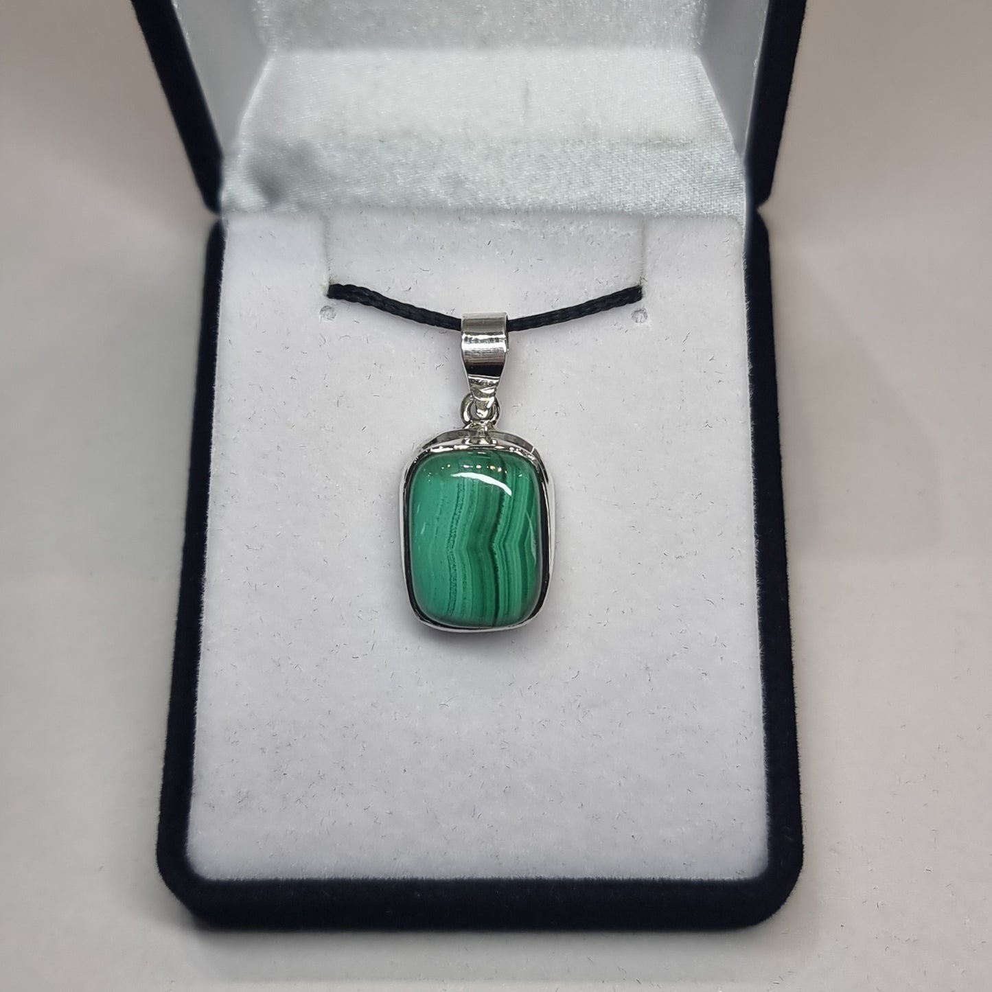 Malachite pendant - Rivendell Shop
