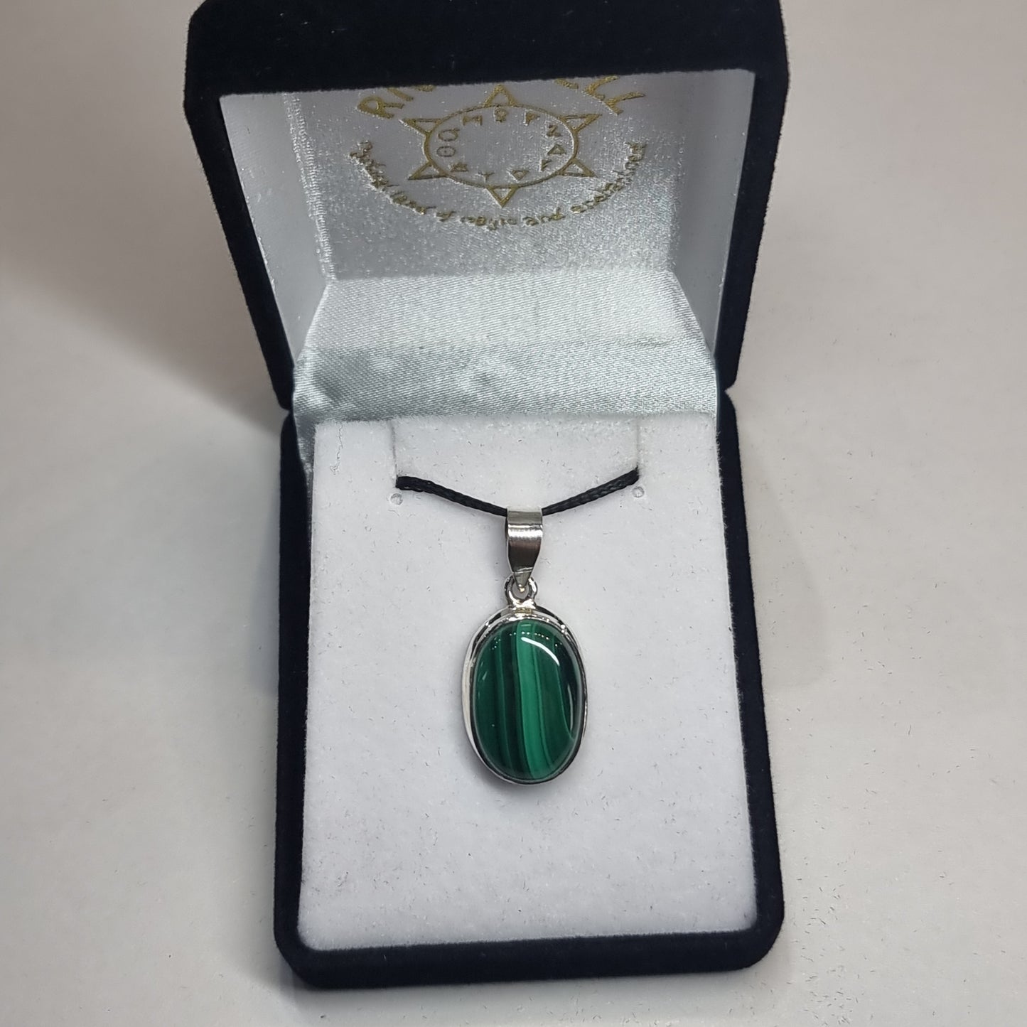 Malachite pendant - Rivendell Shop