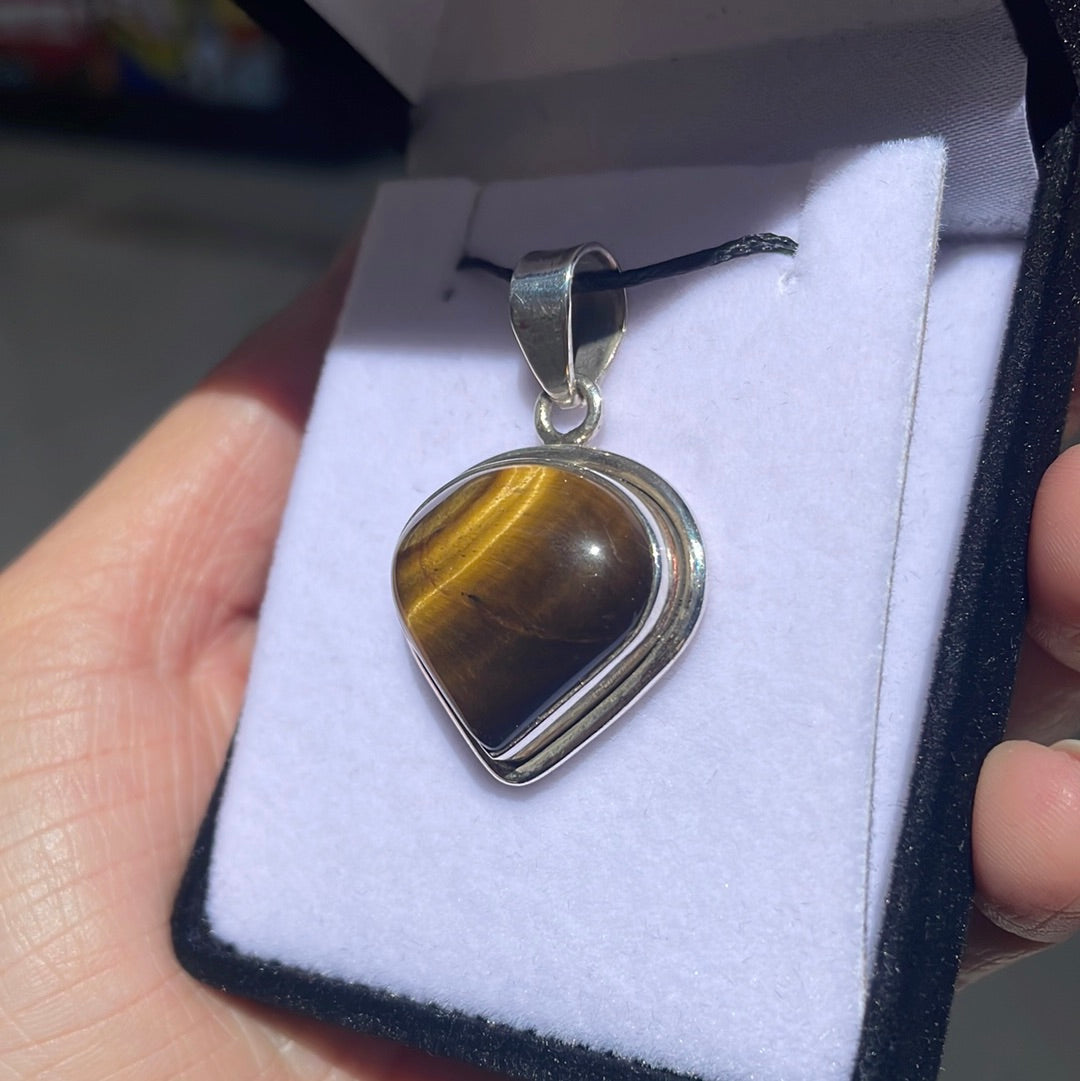 Tiger’s eye sterling silver pendant - Rivendell Shop