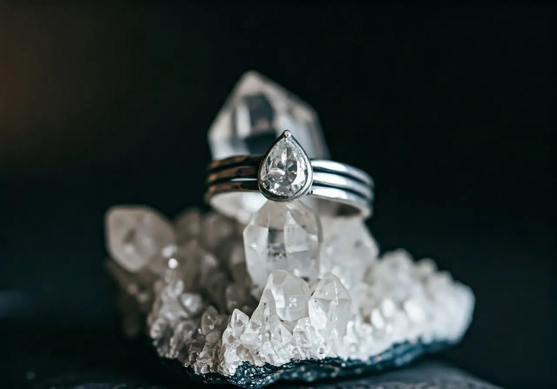 Exploring the Symbolism of Silver Rings in New Age Spirituality