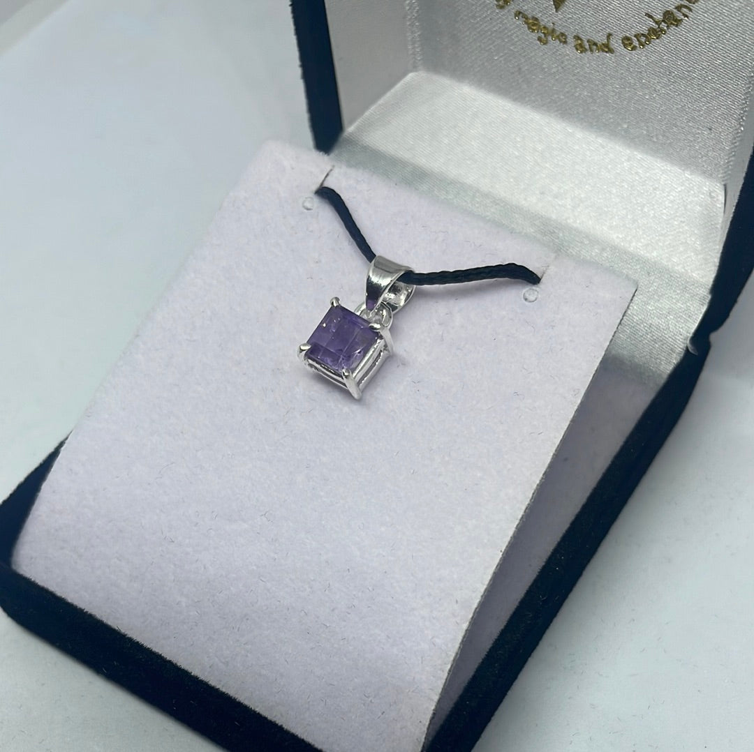 Amethyst Pendant - Rivendell Shop