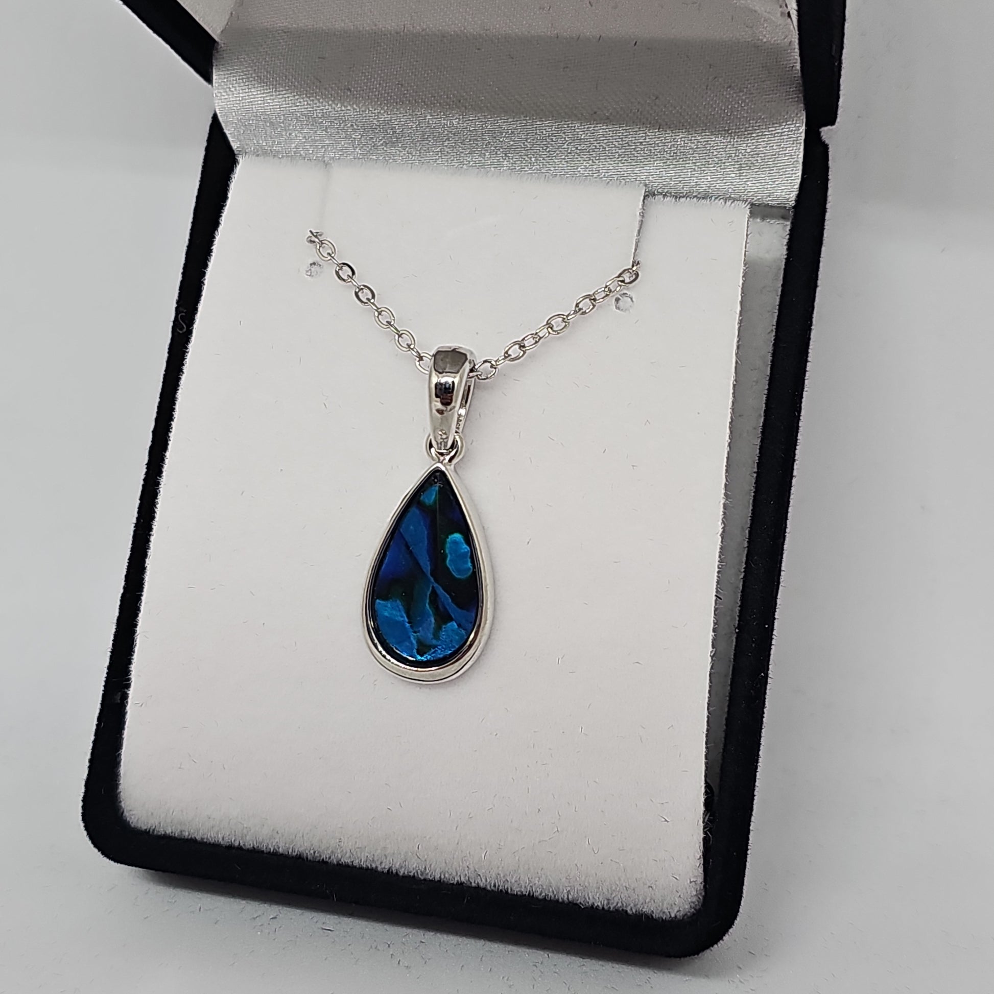 Paua pendant - tear drop - Rivendell Shop