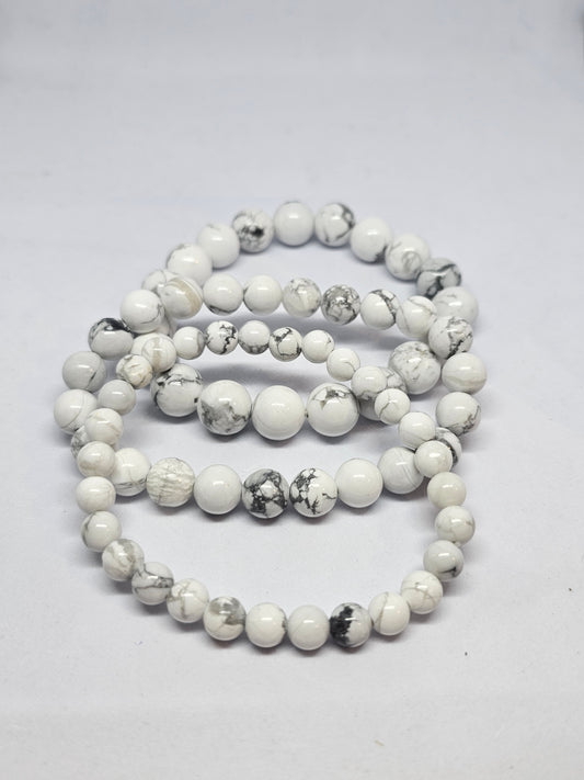 White Howlite Round Bead Crystal Bracelet - Rivendell Shop