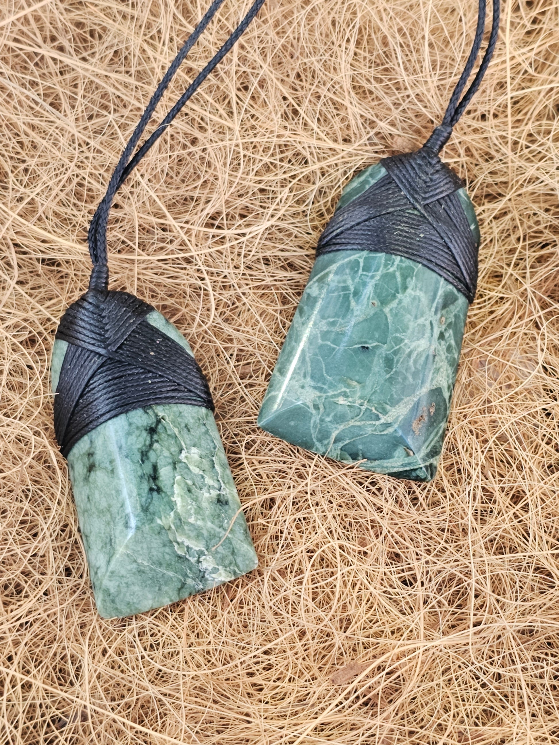 Greenstone Toki Pendant - Rivendell Shop