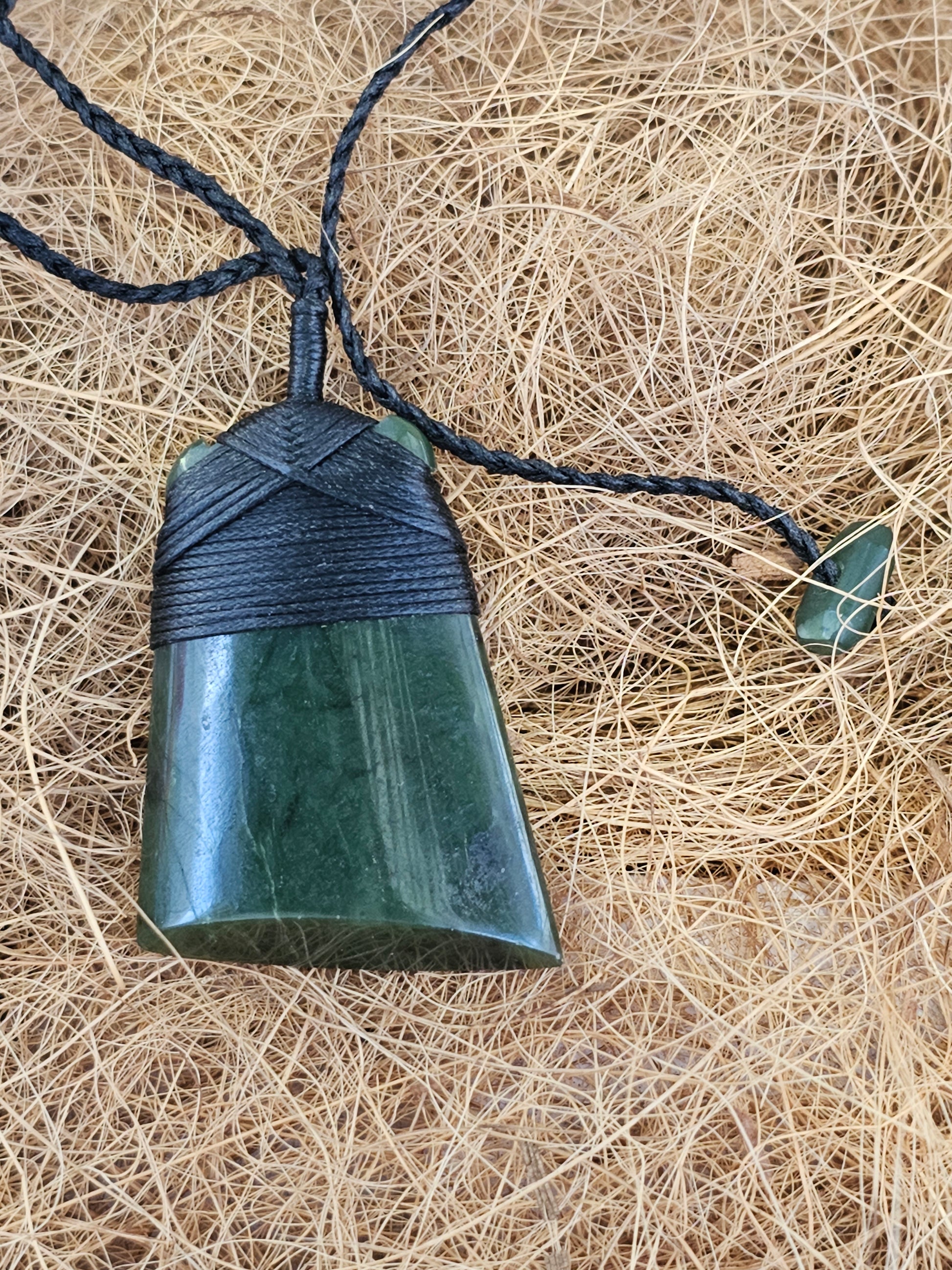 Greenstone Toki Pendant - Rivendell Shop