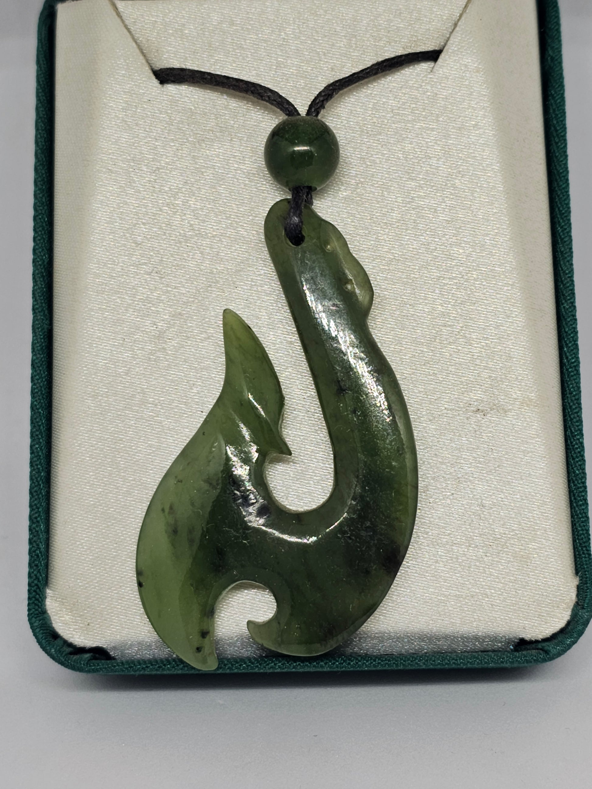 Hei Matau (Hook) Greenstone Pendant - Rivendell Shop