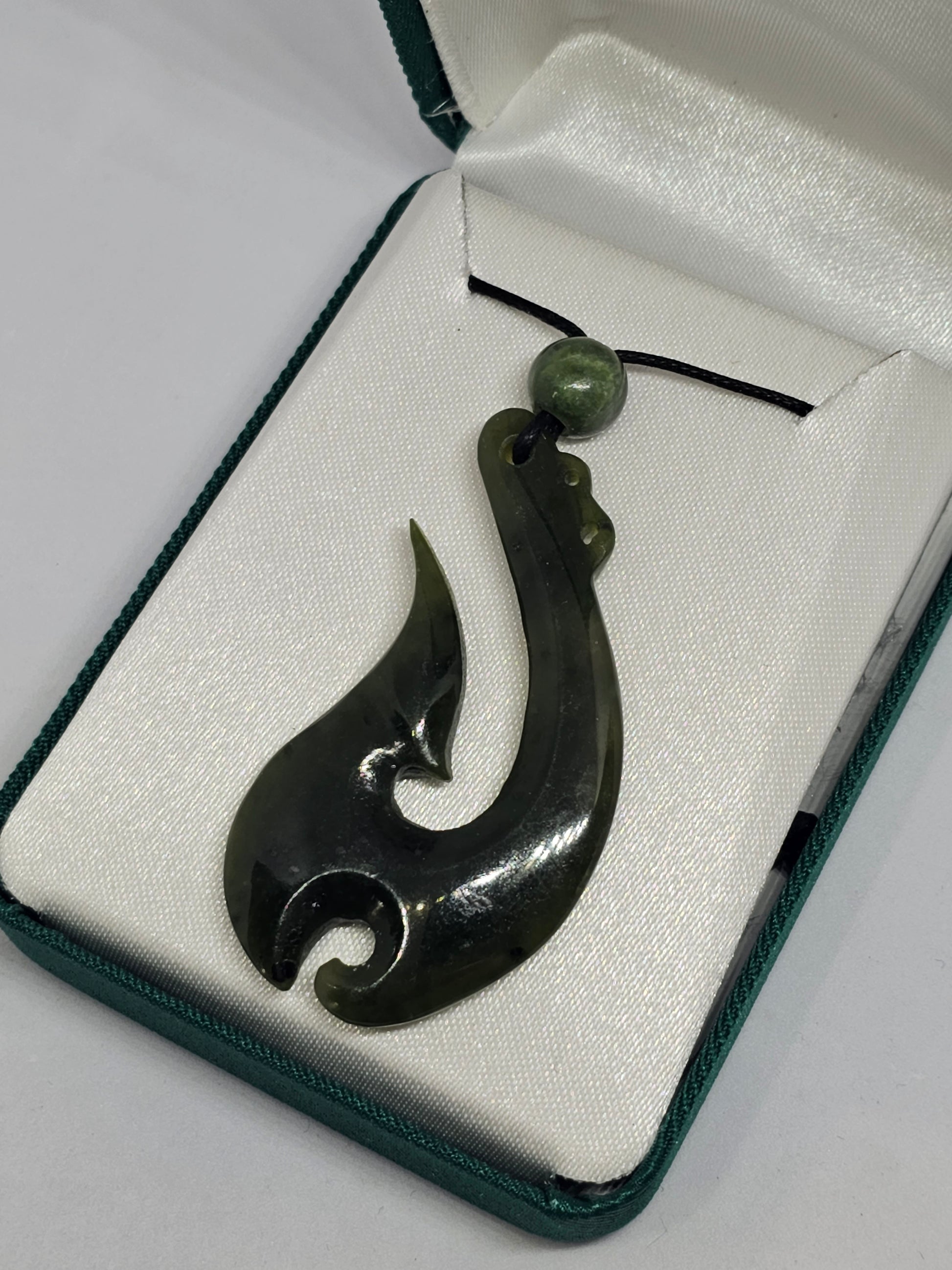 Hei Matau (Hook) Greenstone Pendant - Rivendell Shop