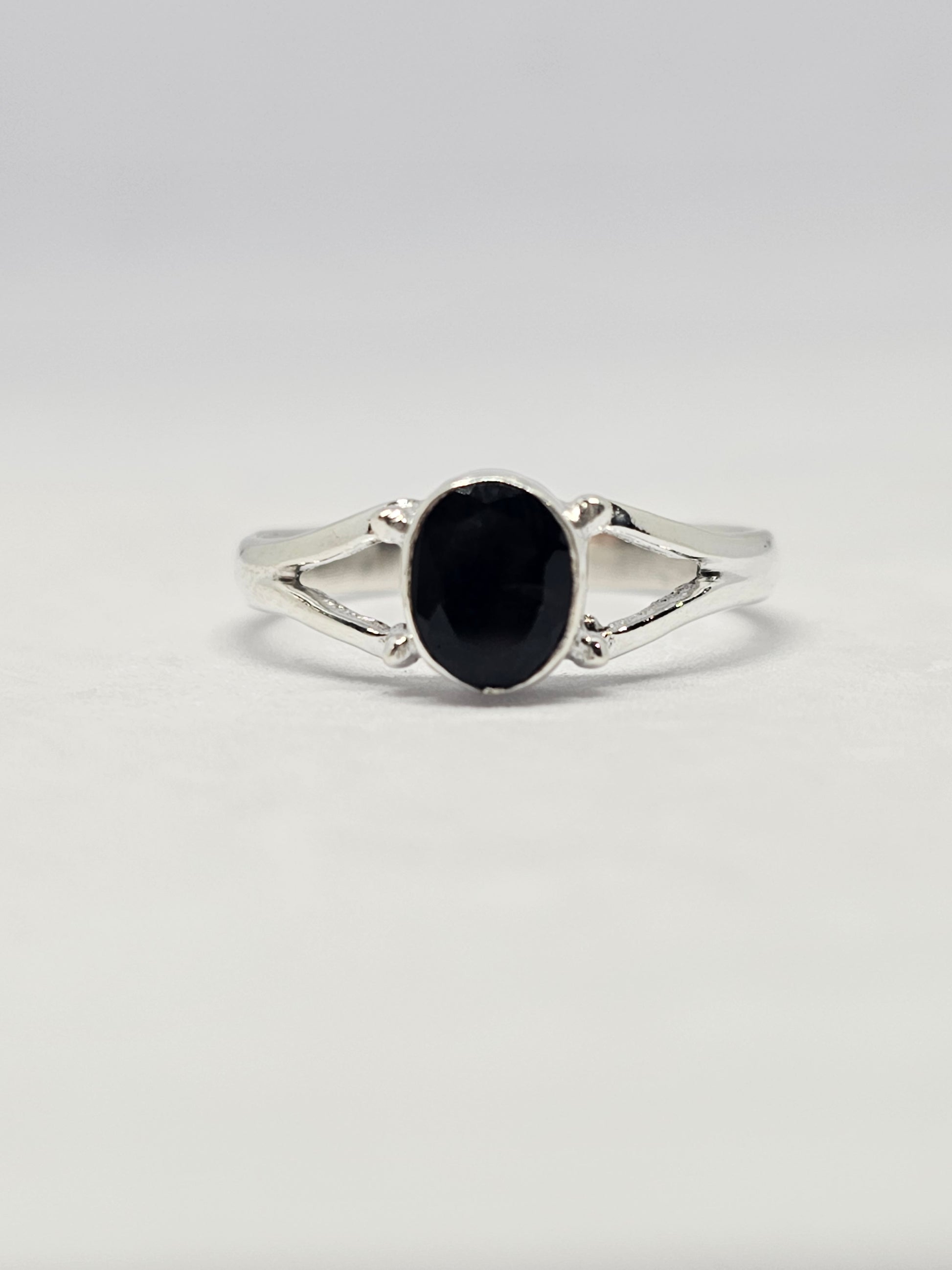 Onyx Ring - Rivendell Shop