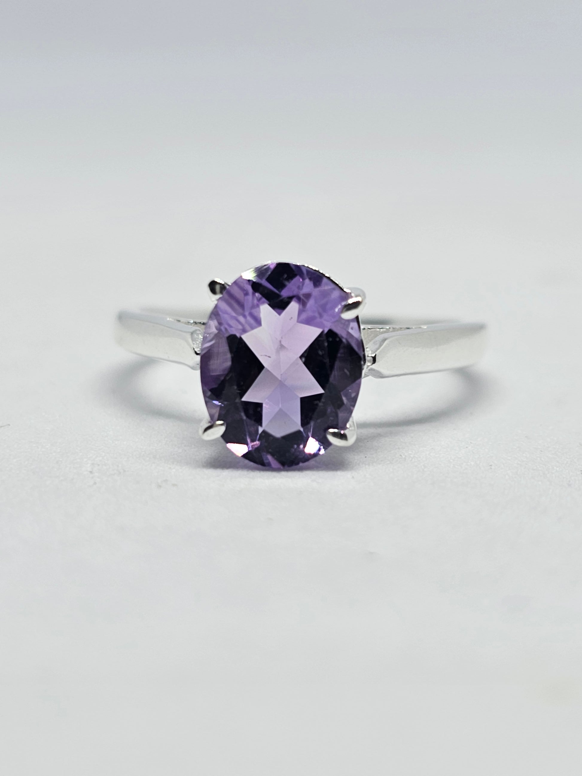 Amethyst ring - Rivendell Shop