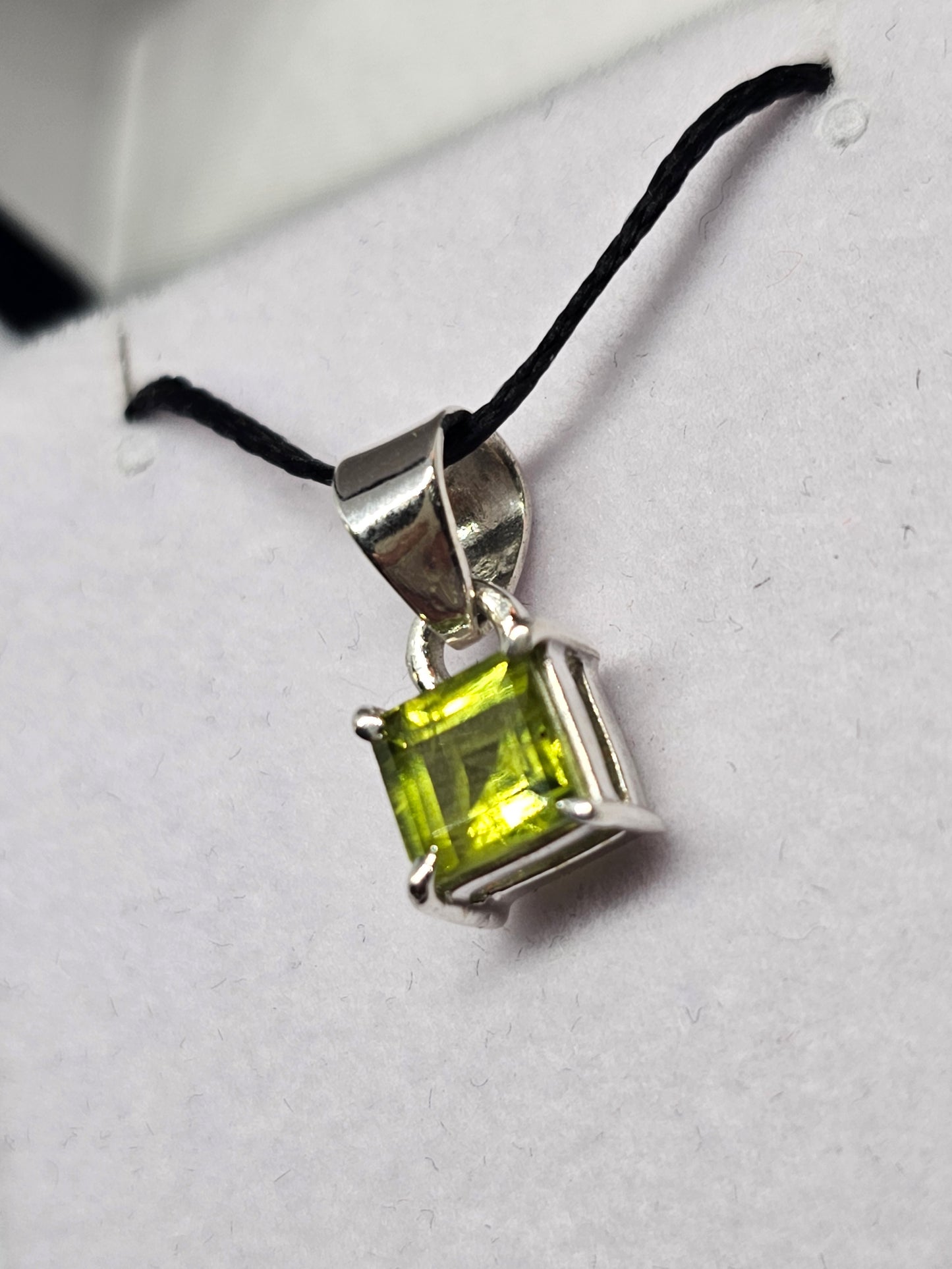 Peridot Pendant - Rivendell Shop