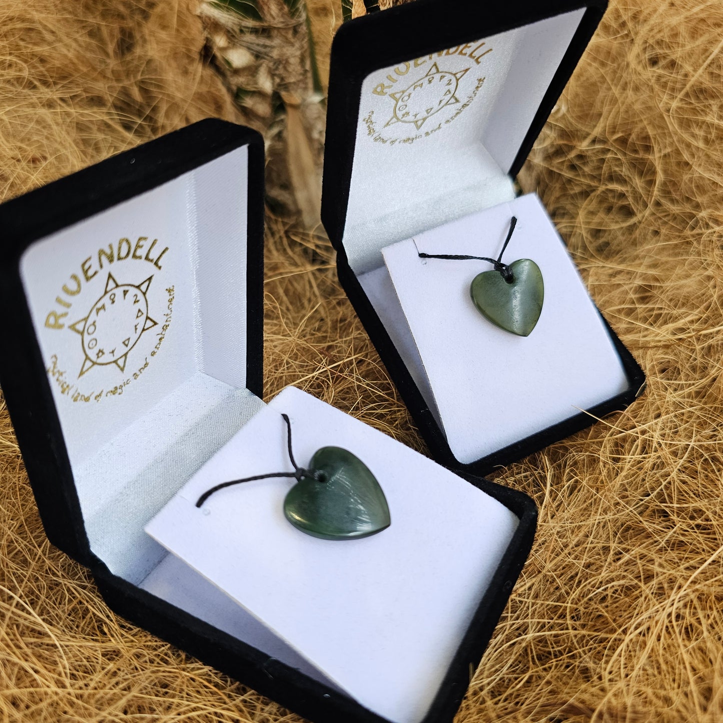 Small Greenstone heart - Rivendell Shop