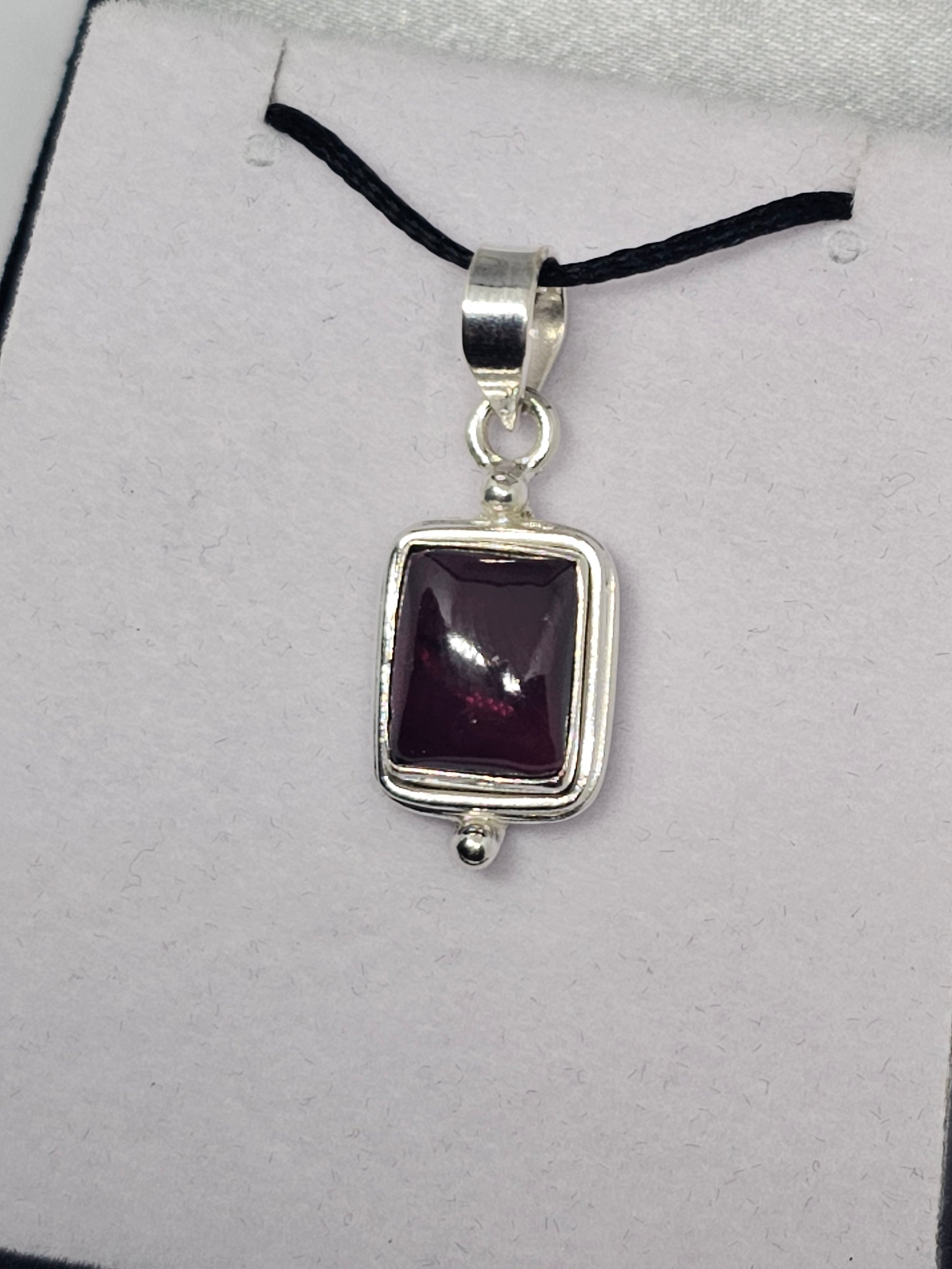 Garnet Pendant - Rivendell Shop