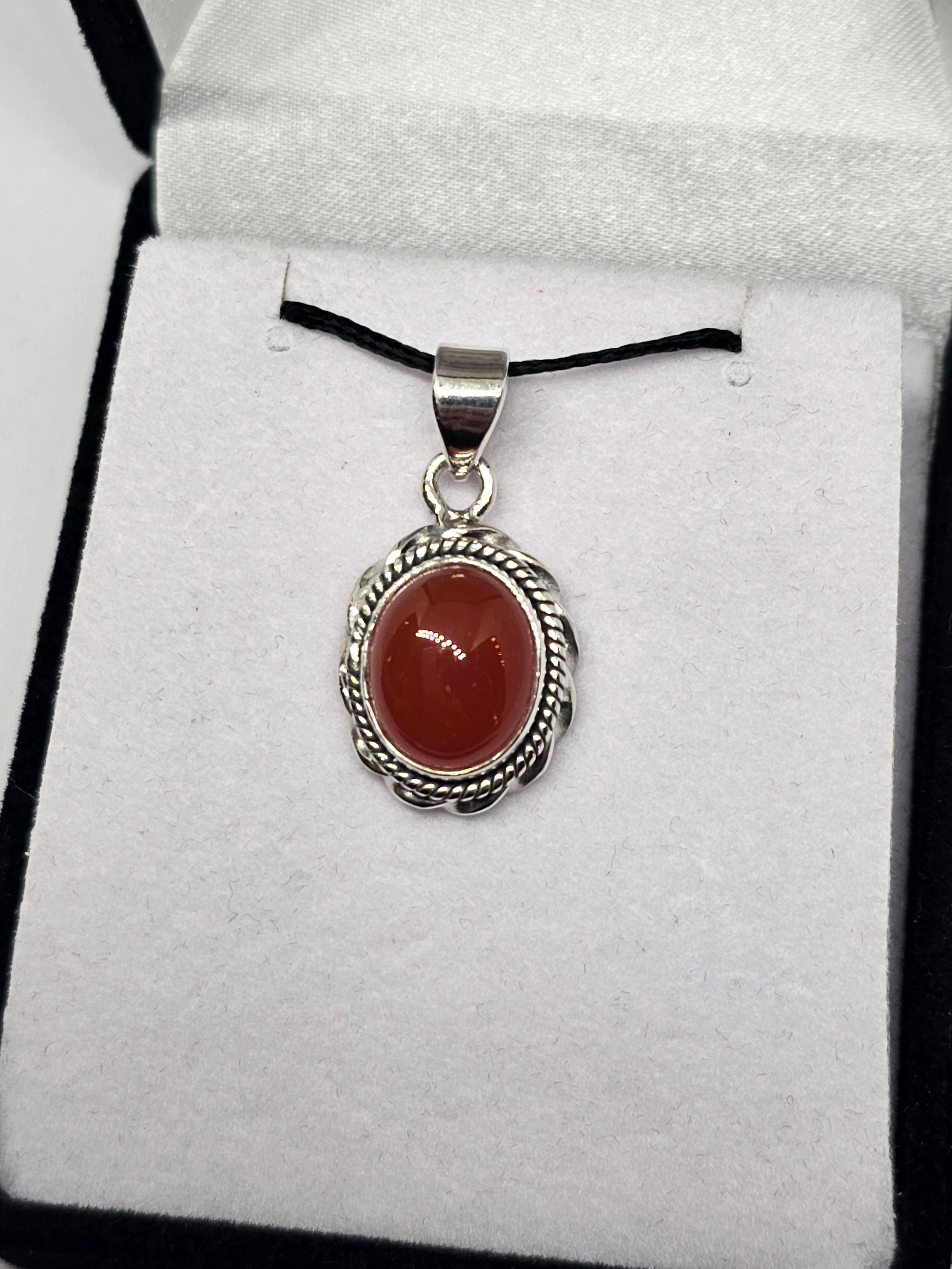 Carnelian Pendant - Rivendell Shop