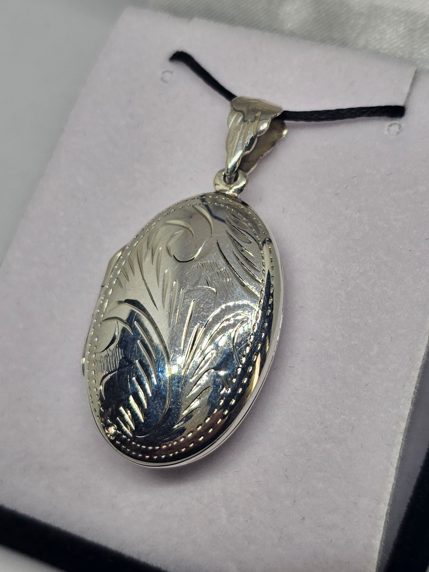 Sterling Silver Antique look Locket - Rivendell Shop