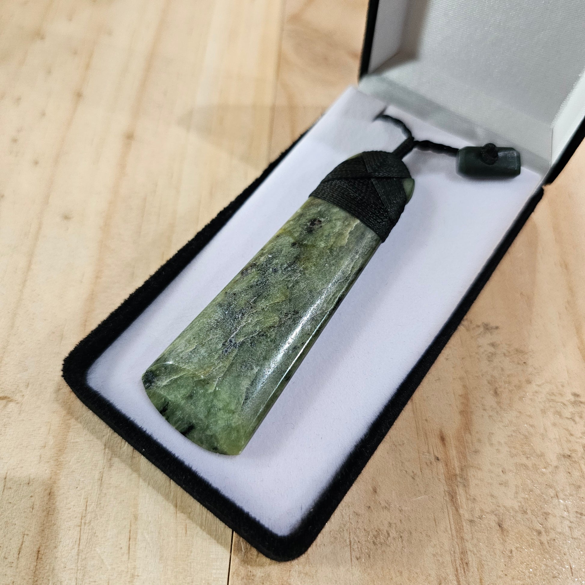 Greenstone Toki Pendant - Rivendell Shop