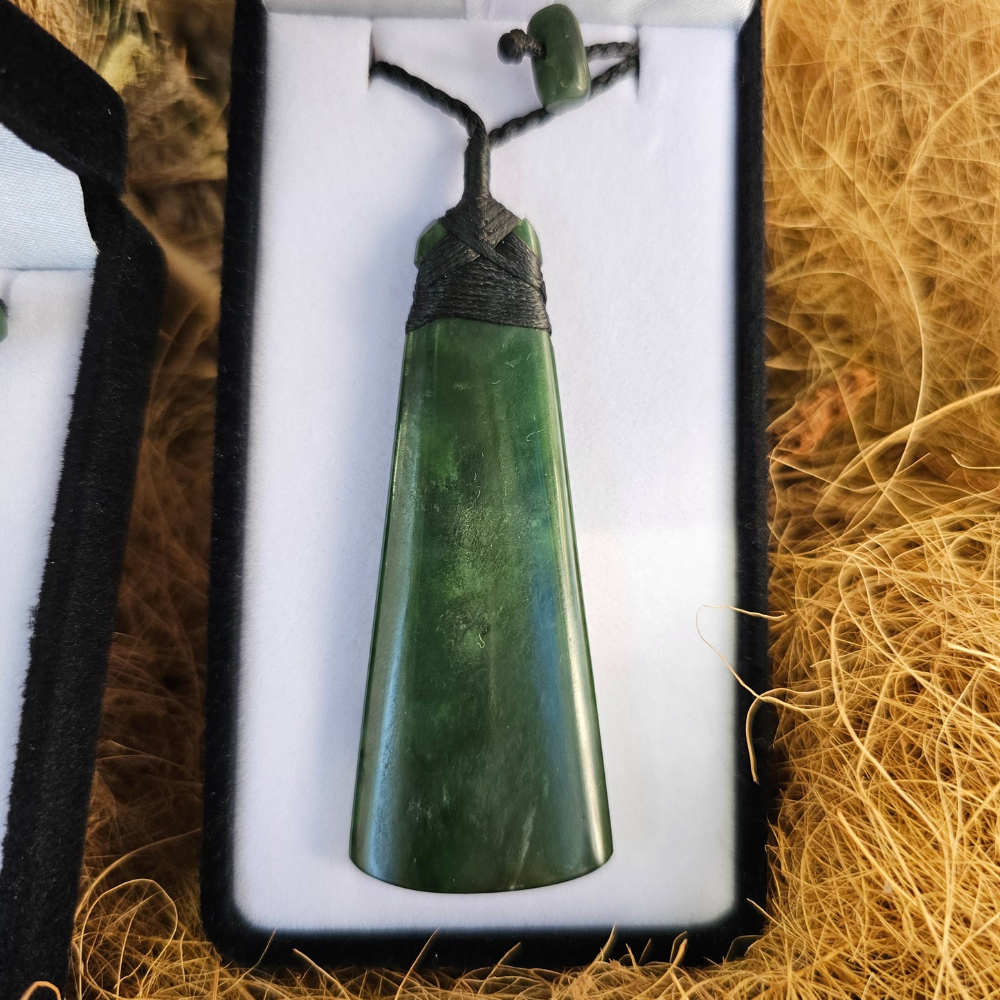 Greenstone Toki Pendant - Rivendell Shop