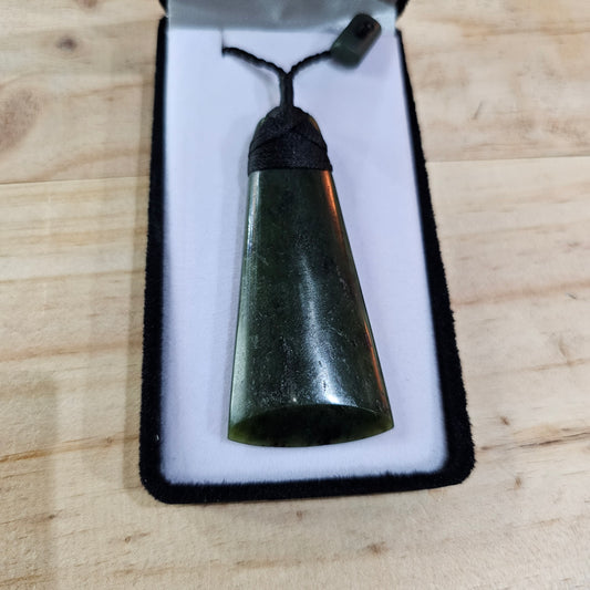 Greenstone Toki Pendant - Rivendell Shop