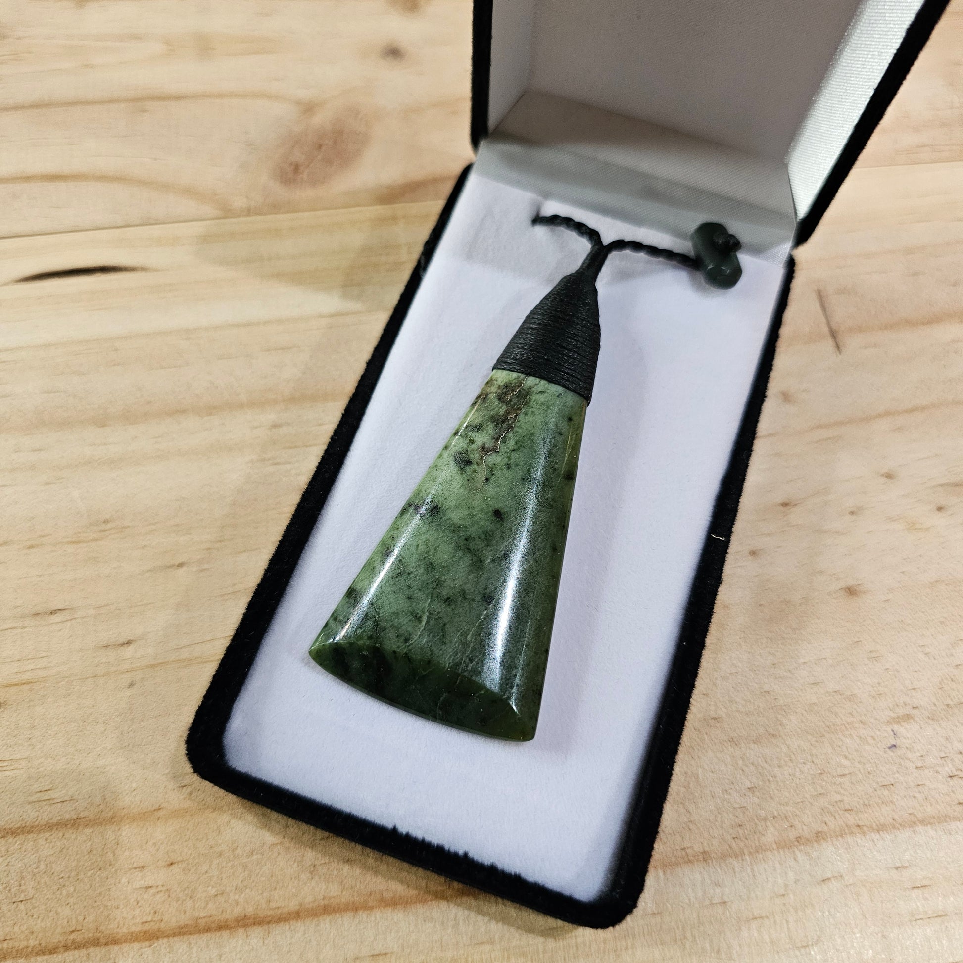 Greenstone Toki Pendant - Rivendell Shop