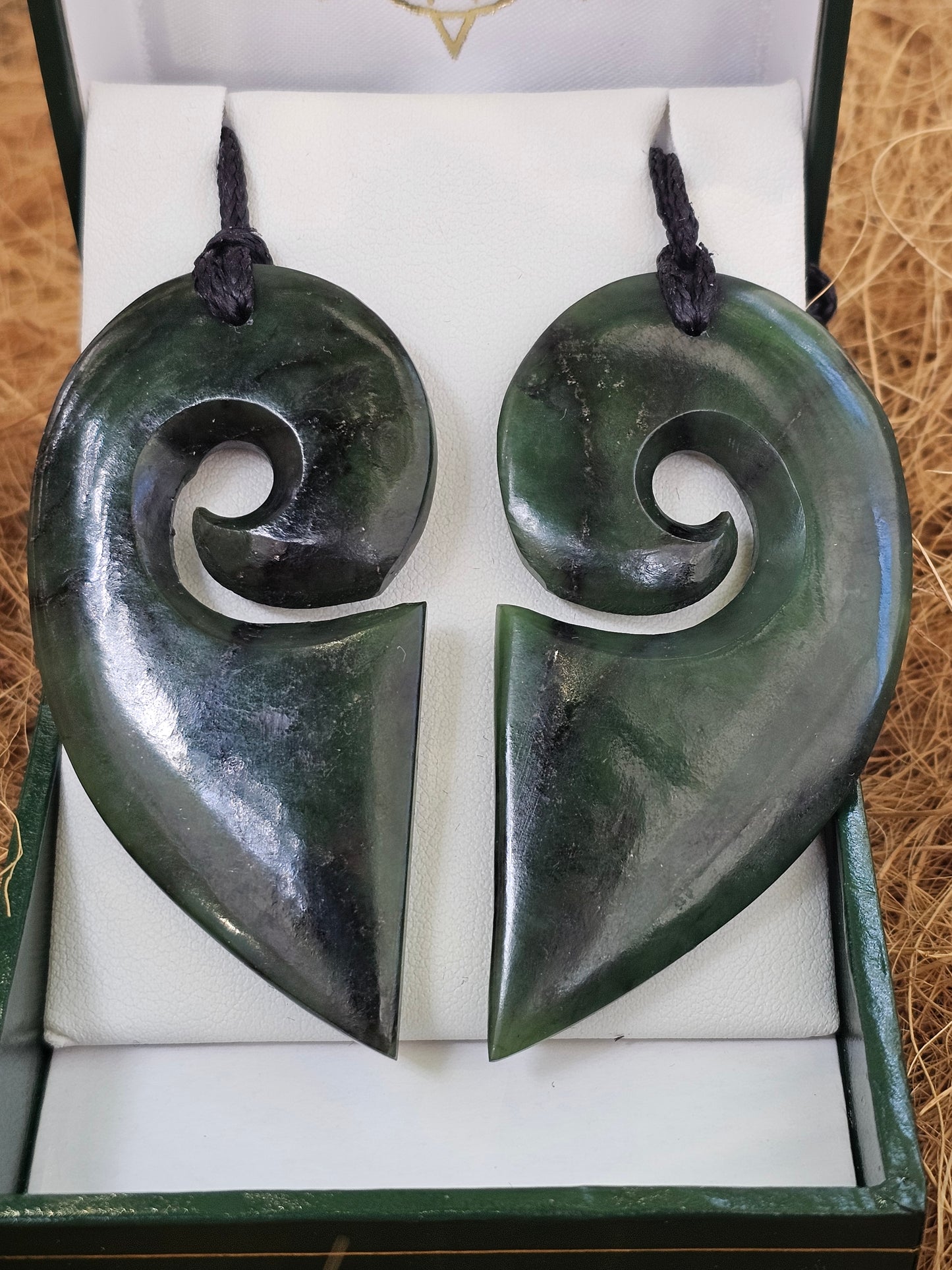 Manawa (Heart) Greenstone Pendant Pair