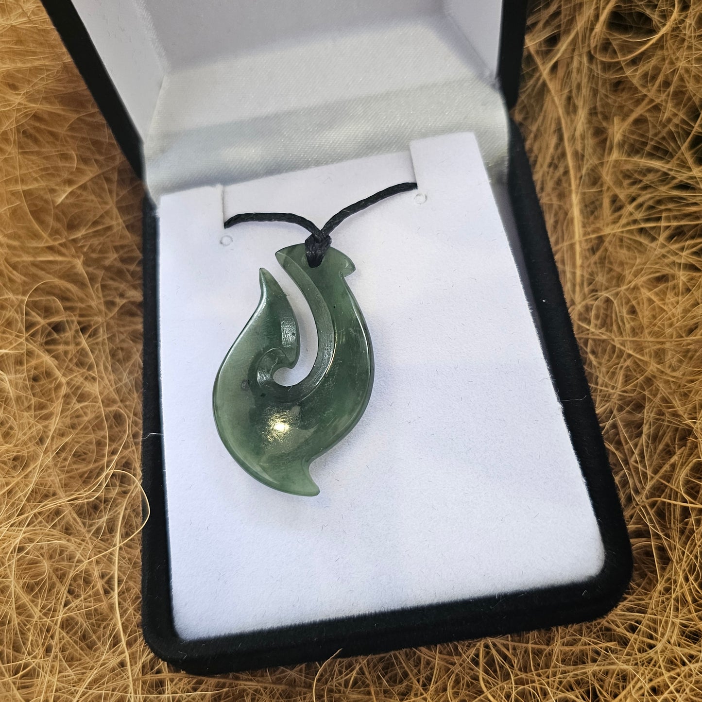 Greenstone Pendant - Hei Matau (Hook)