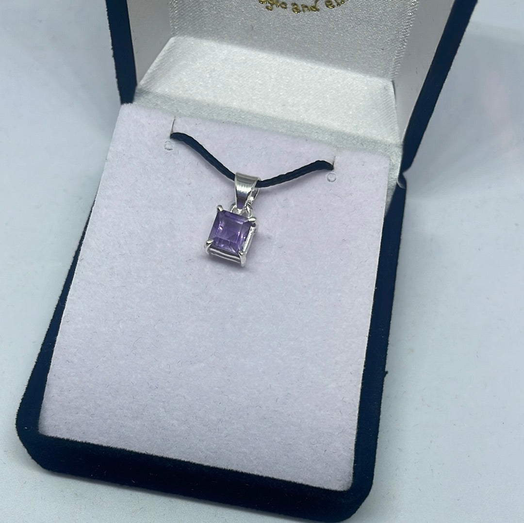 Amethyst Pendant - Rivendell Shop