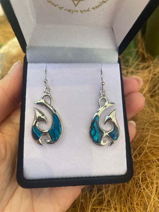 Paua Earrings - Hei Matau (Fish Hook)