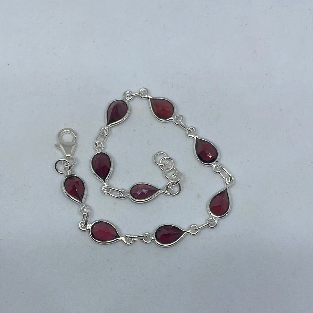 Garnet Silver Bracelet - Rivendell Shop