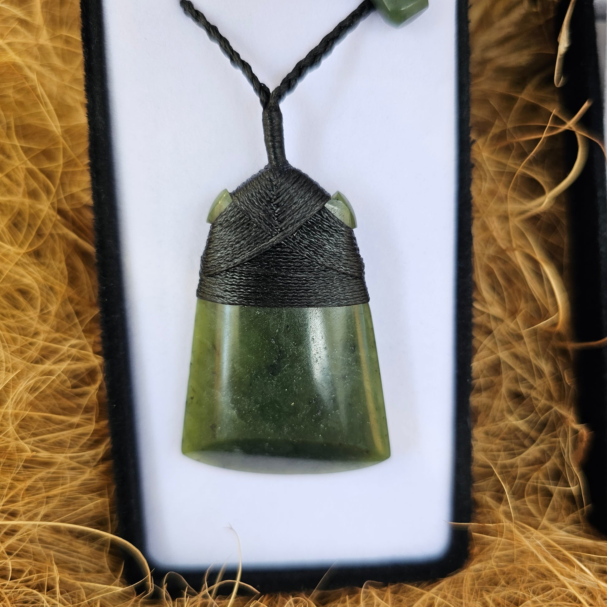 Greenstone pendant - Rivendell Shop