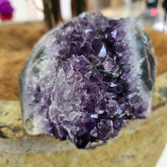 Standing amethyst