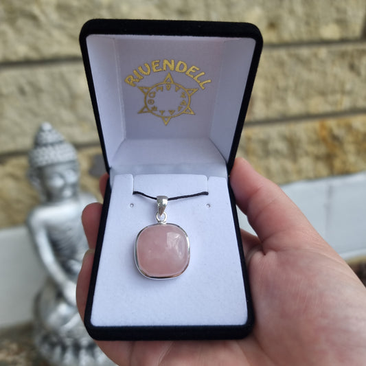 Rose quartz pendant collection - Rivendell Shop