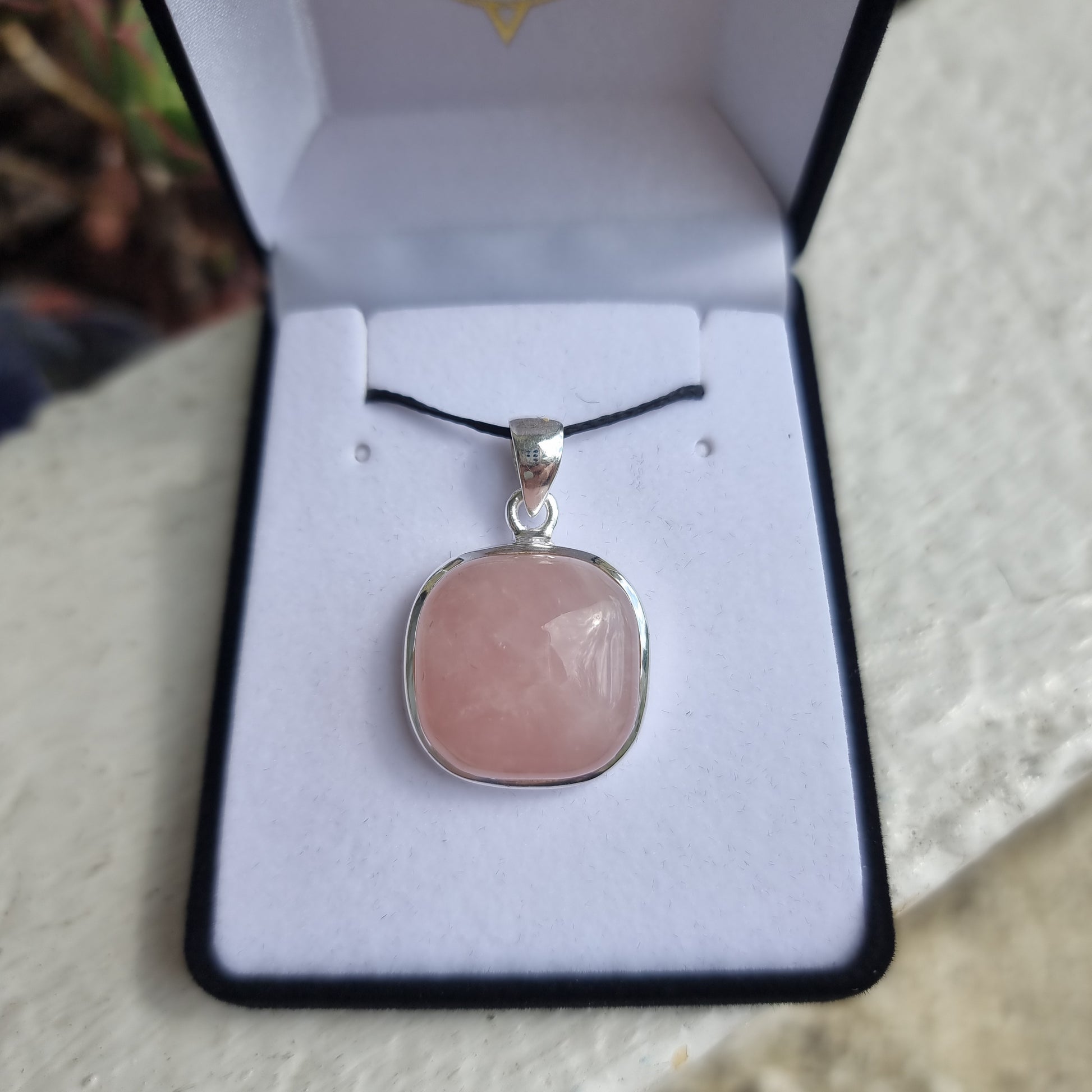 Rose quartz pendant collection - Rivendell Shop