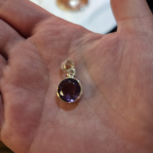 Sterling silver amethyst pendant - Rivendell Shop