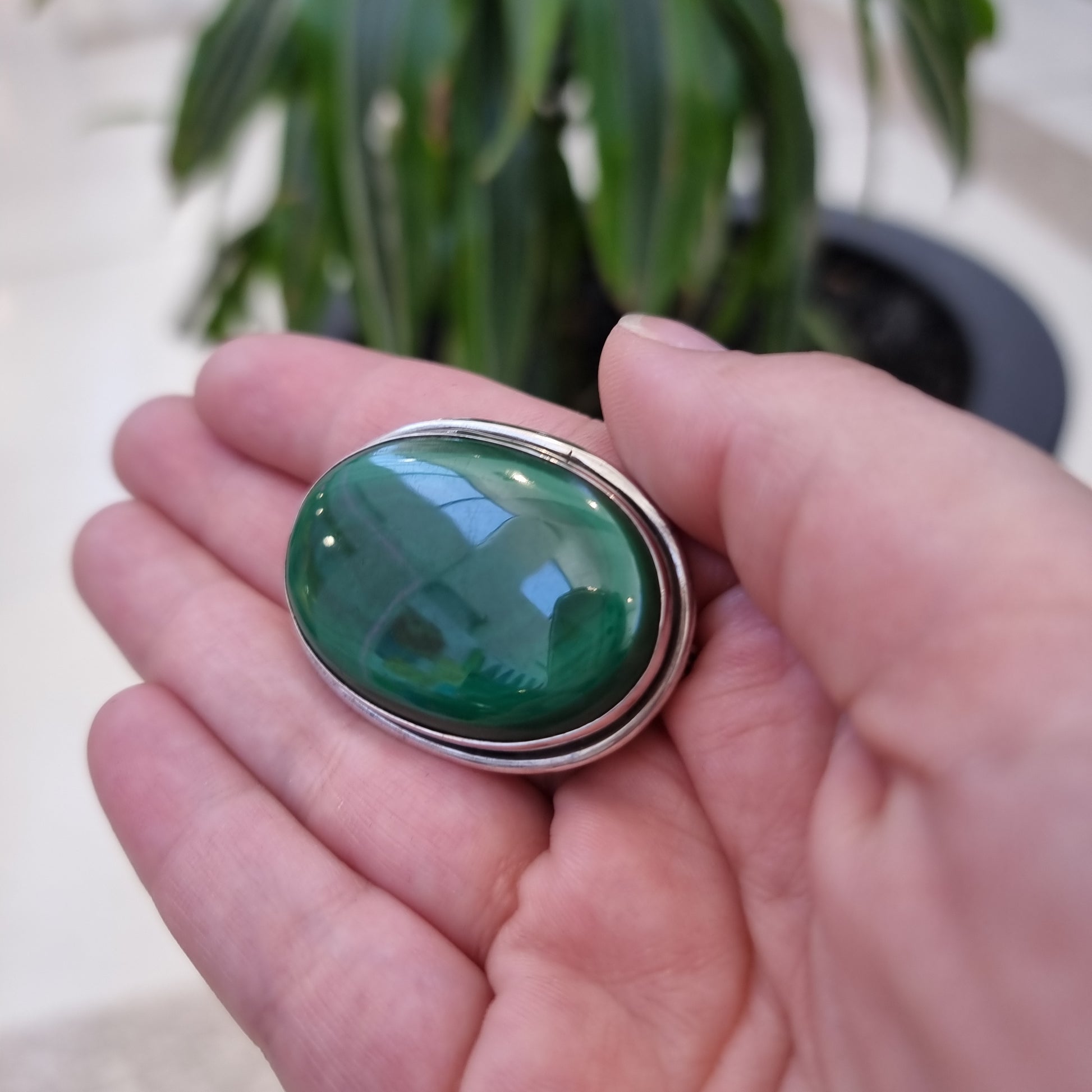 Malachite broach - Rivendell Shop