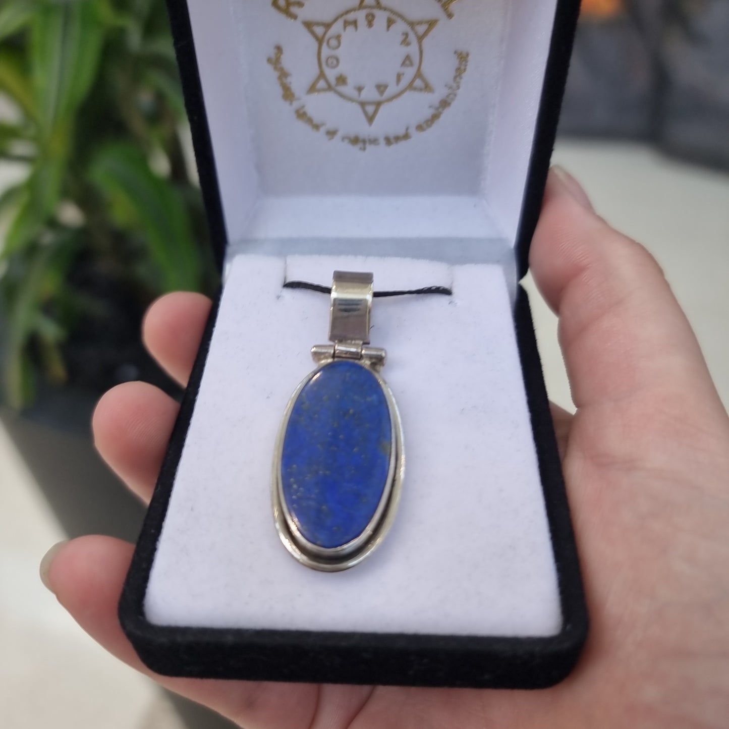 Lapis lazuli pendant - Rivendell Shop