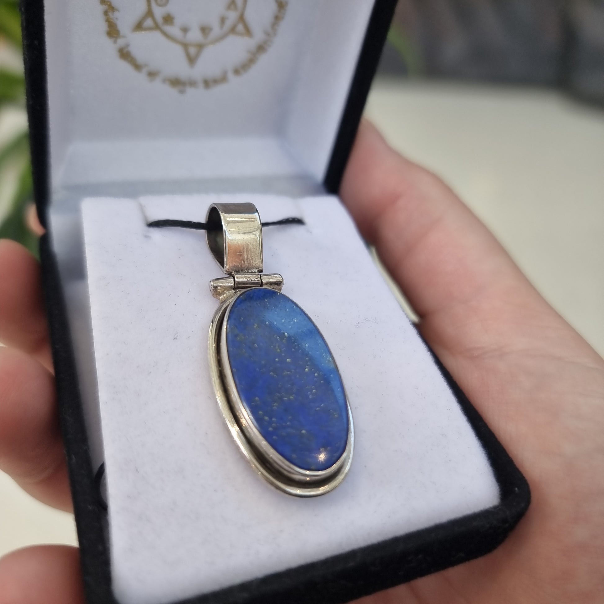 Lapis lazuli pendant - Rivendell Shop