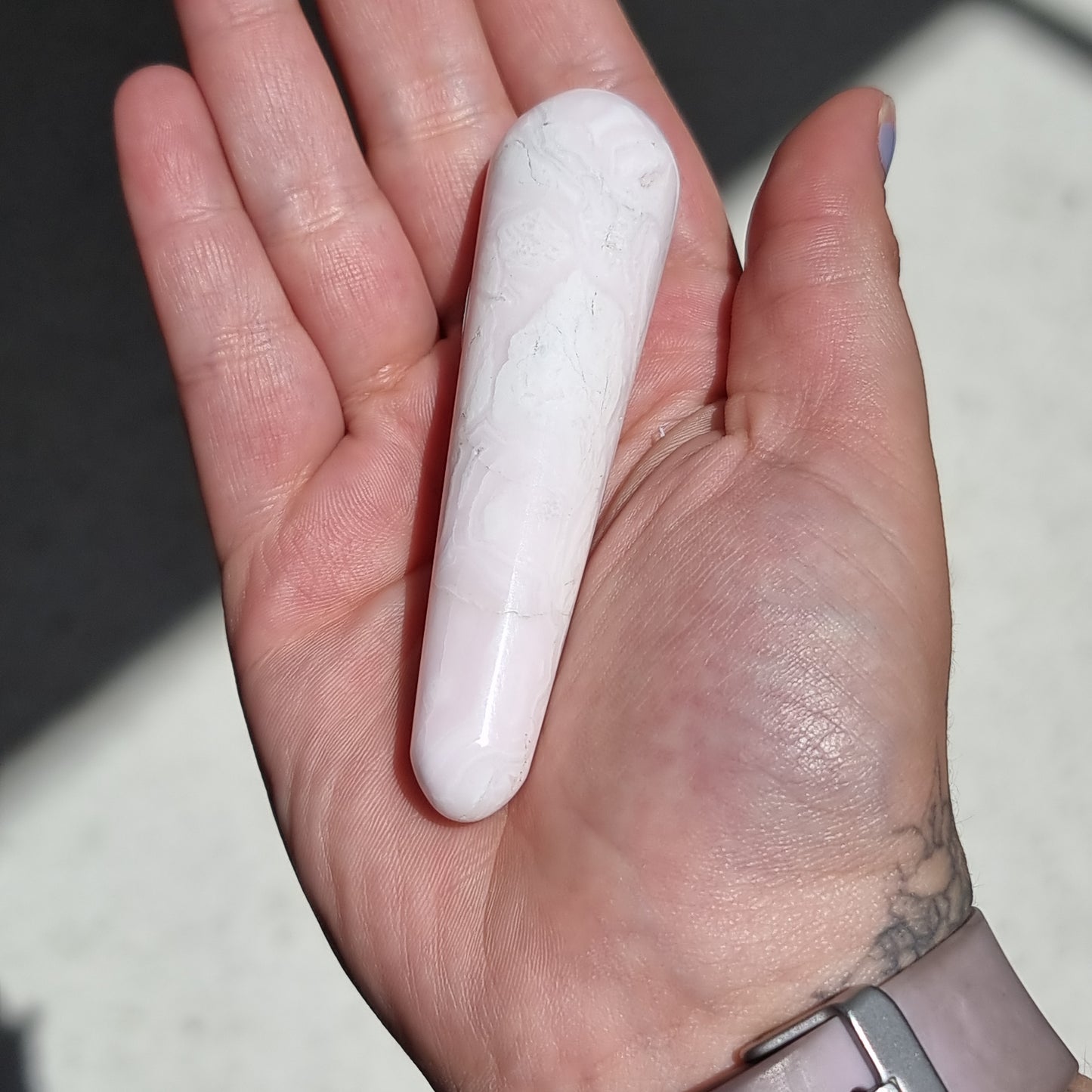 Mangano calcite wand - Rivendell Shop