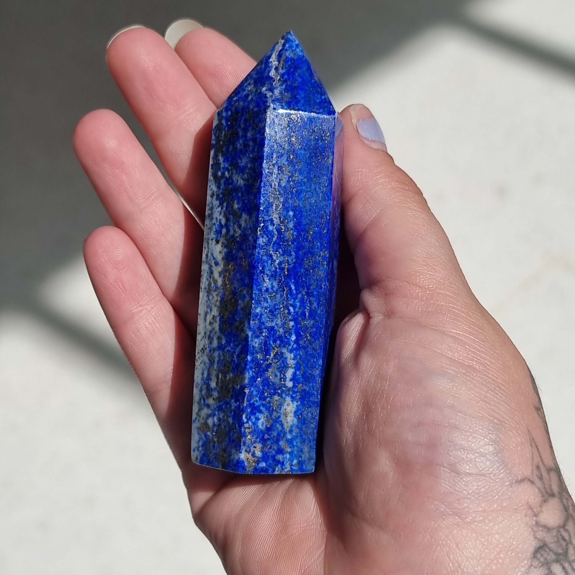 Lapis lazuli point - Rivendell Shop