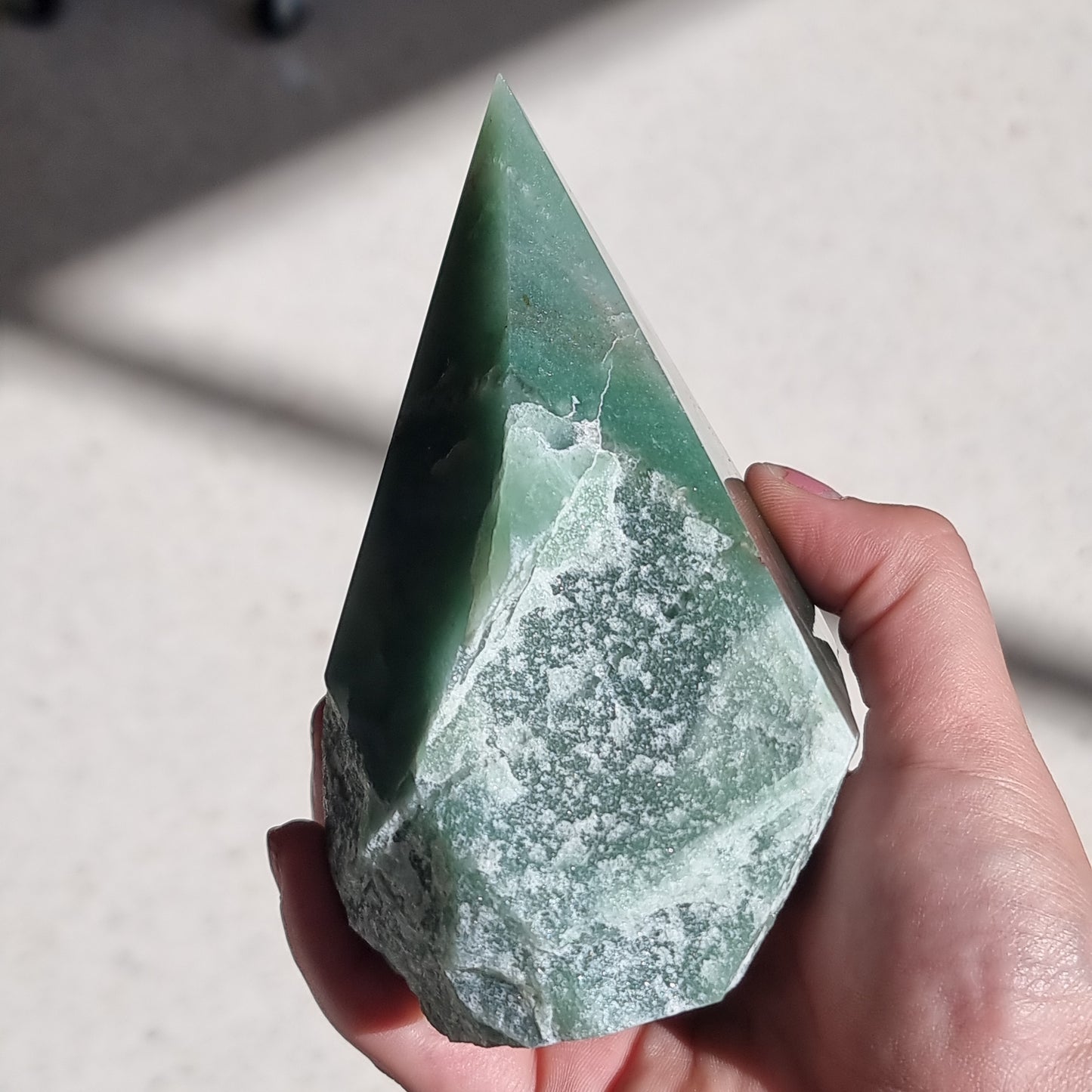 Green aventurine semi polished point - Rivendell Shop